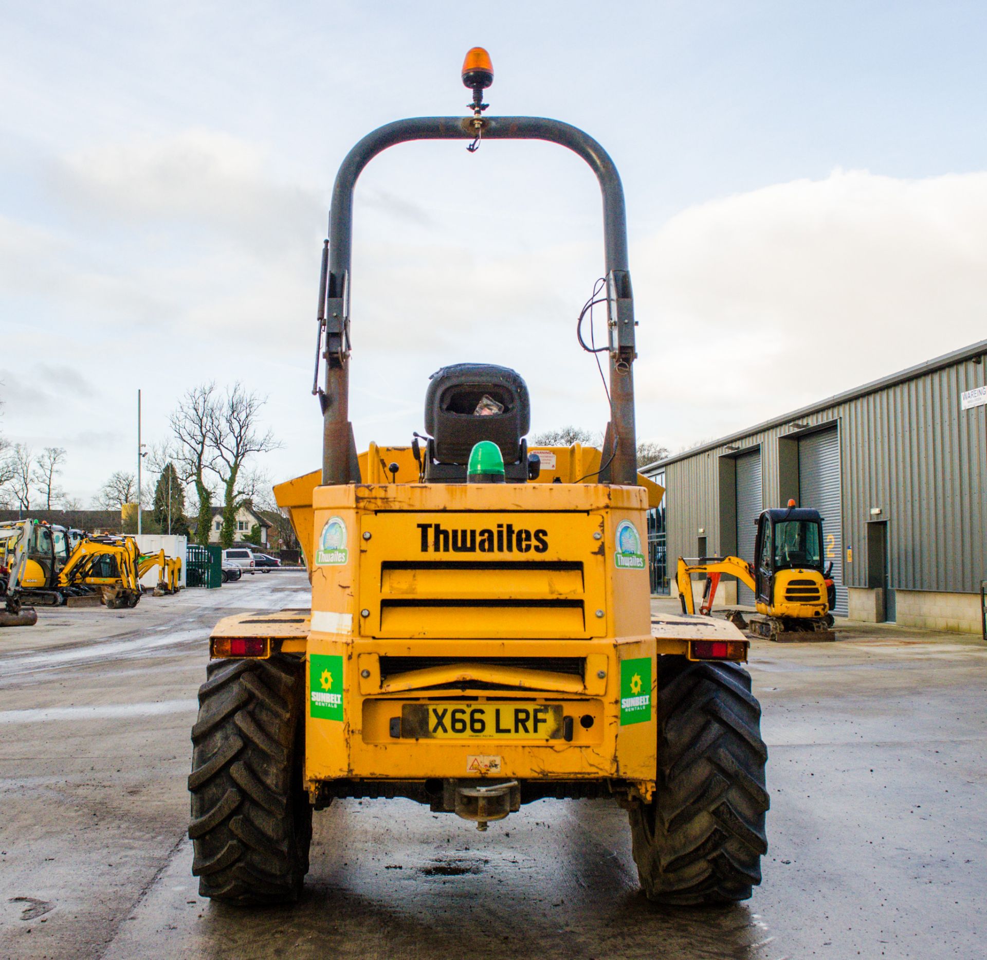 Thwaites 6 tonne swivel skip dumper Year: 2014 S/N: 1C6984 Recorded Hours: 2194 A634780 - Image 6 of 24