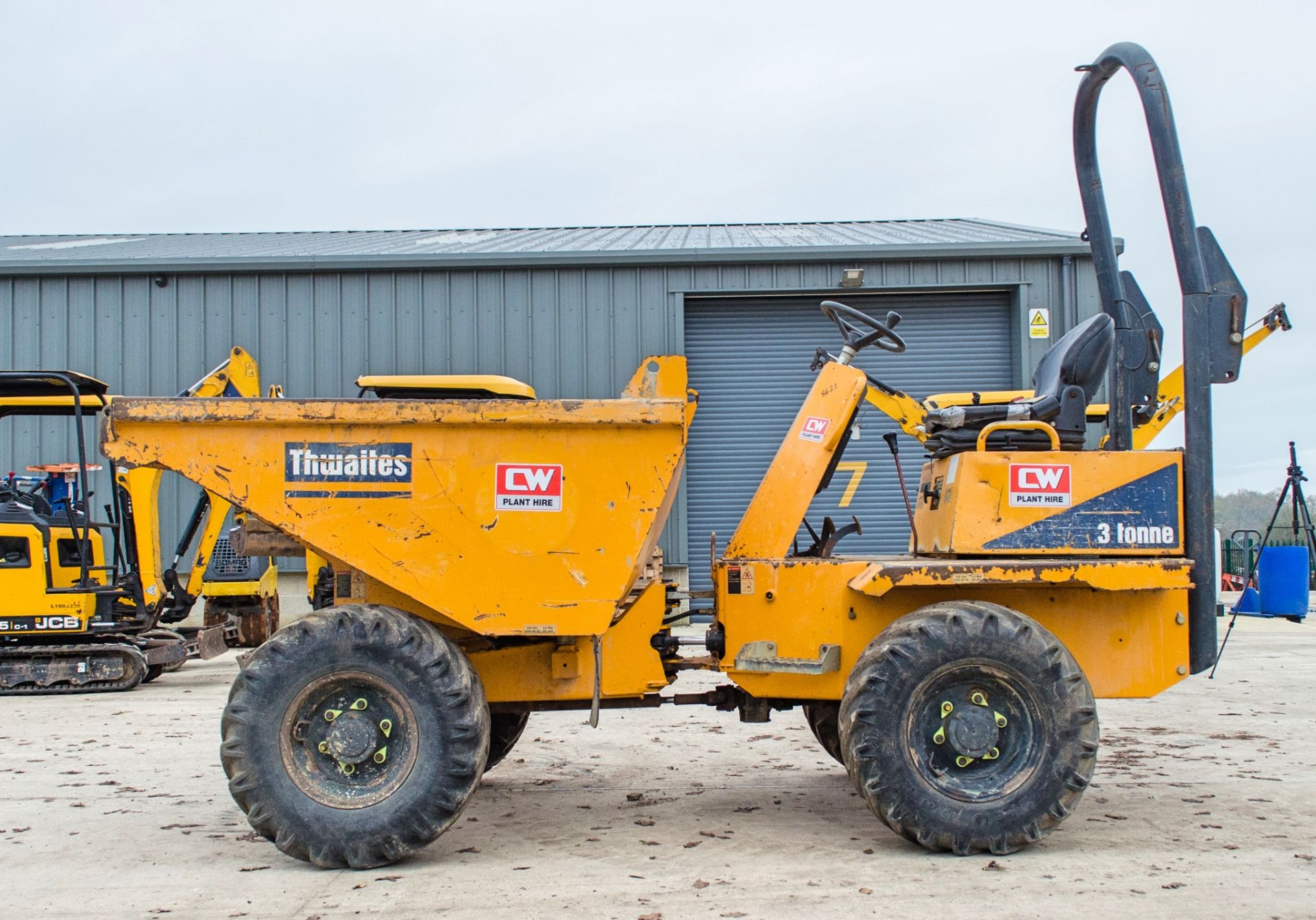 Thwaites 3 tonne straight skip dumper Year: 2016 S/N: 1610D3798 Recorded Hours: Not displayed (Clock - Image 7 of 23