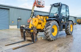 JCB 535-95 9.5 metre telescopic handler Year: 2015 S/N: 2349642 Recorded Hours: 1807 A677468 **
