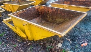 2 tonne boat skip FCH45482