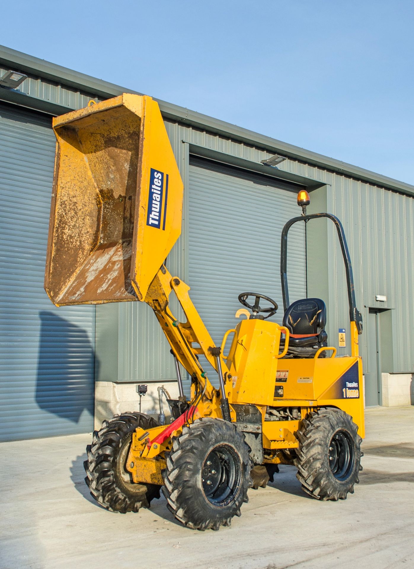 Thwaites 1 tonne hi-tip dumper Year: 2019 S/N: 1917E8187 Recorded Hours: 737 - Image 9 of 22