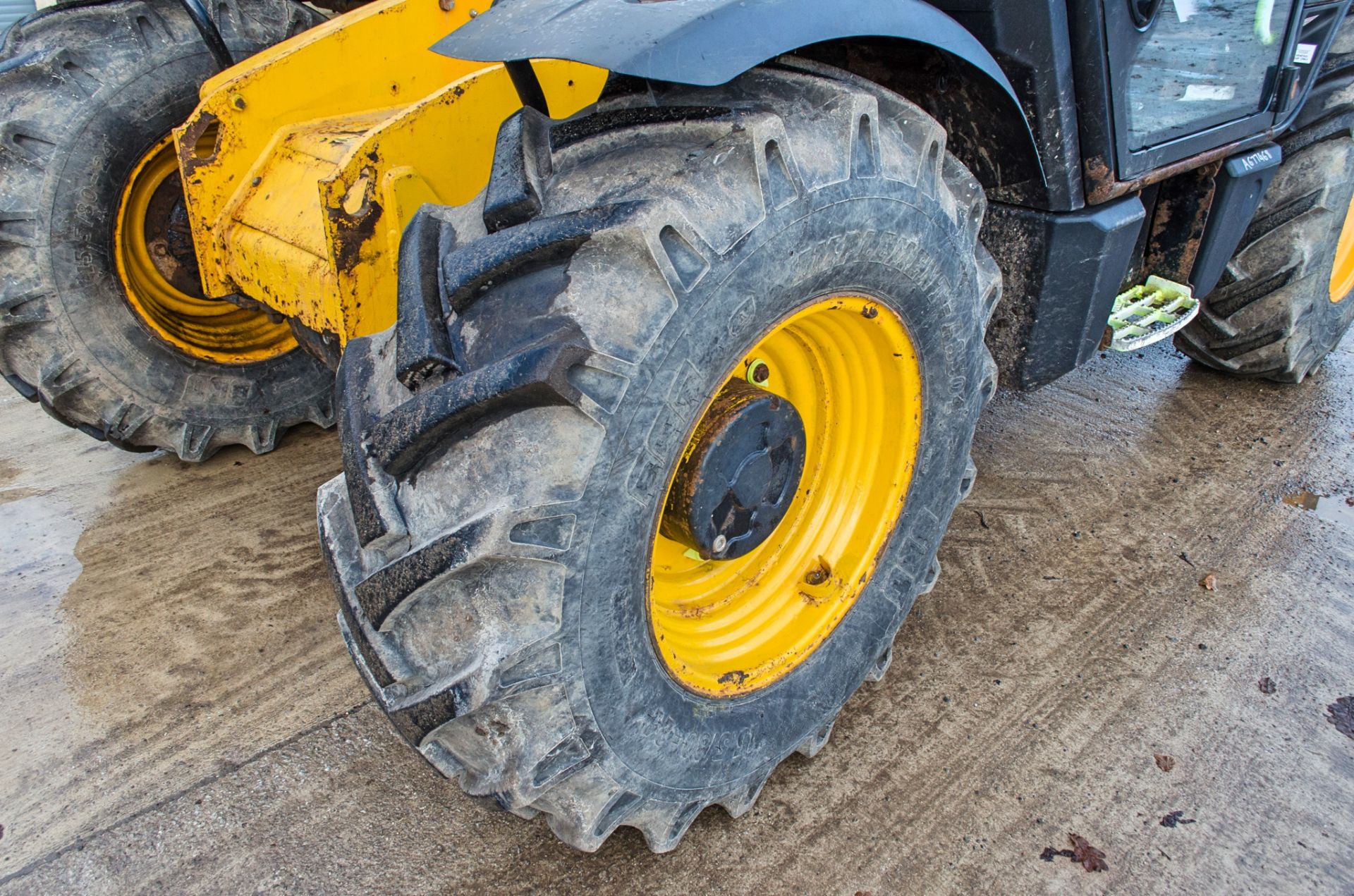 JCB 535-95 9.5 metre telescopic handler Year: 2015 S/N: 2349642 Recorded Hours: 1807 A677468 ** - Image 14 of 26