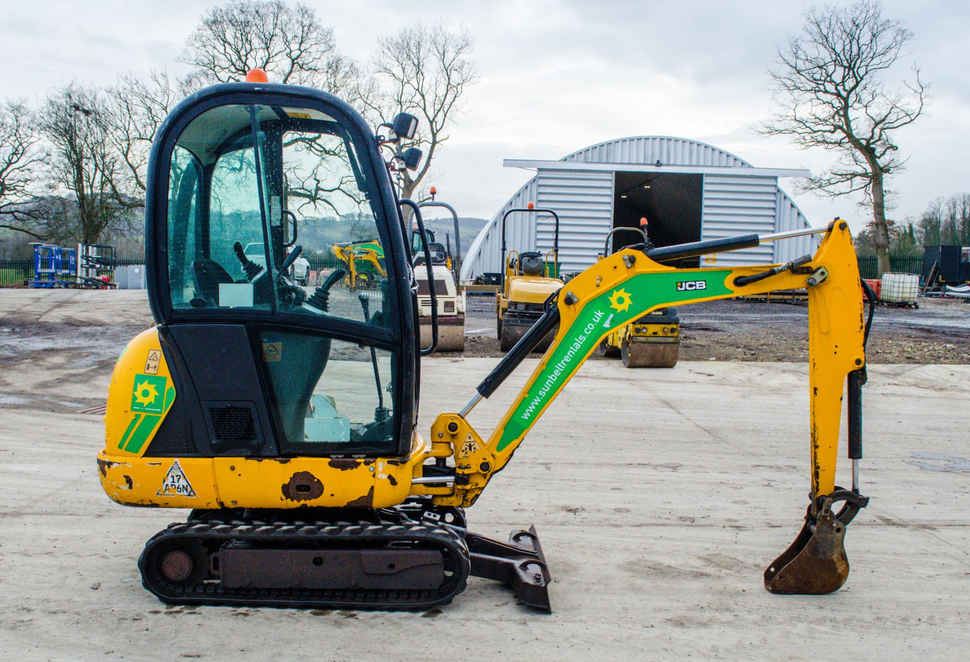 JCB 8018 CTS 1.8 tonne rubber tracked mini excavator Year: 2016  S/N: 2497621 Recorded Hours: 1992 - Image 7 of 22