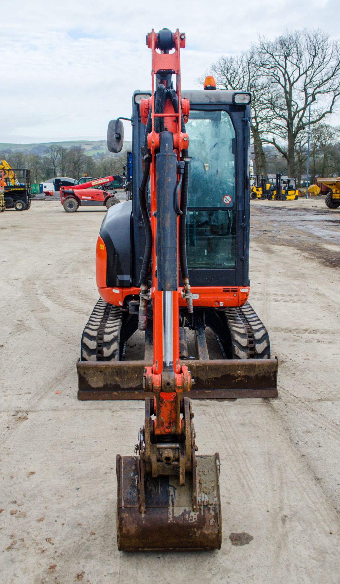 Kubota U27-4 2.7 tonne rubber tracked mini excavator Year: 2016 S/N: 58869 Recorded Hours: 1806 - Image 5 of 23