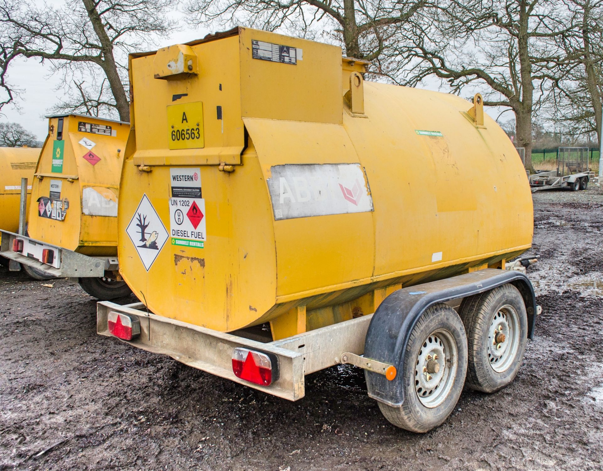 Western Abbi 2000 litre fast tow bunded fuel bowser c/w 12v electric pump, delivery hose & nozzle - Image 2 of 5