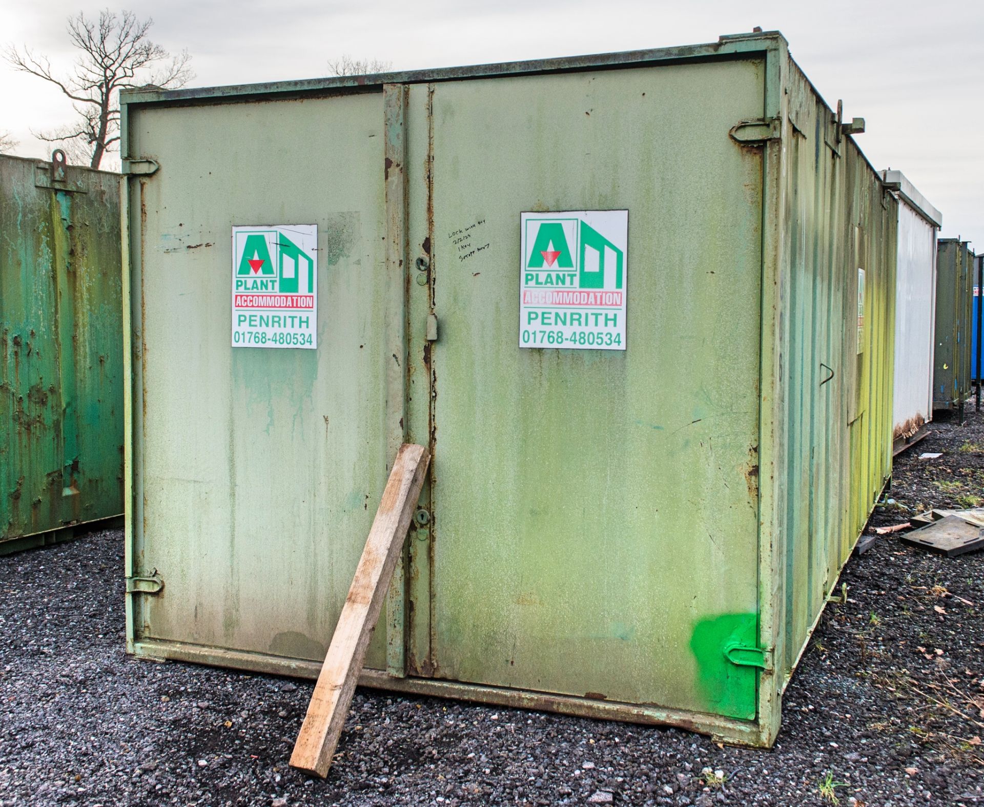 21 ft x 9 ft steel store site unit c/w keys A511806 - Image 2 of 5