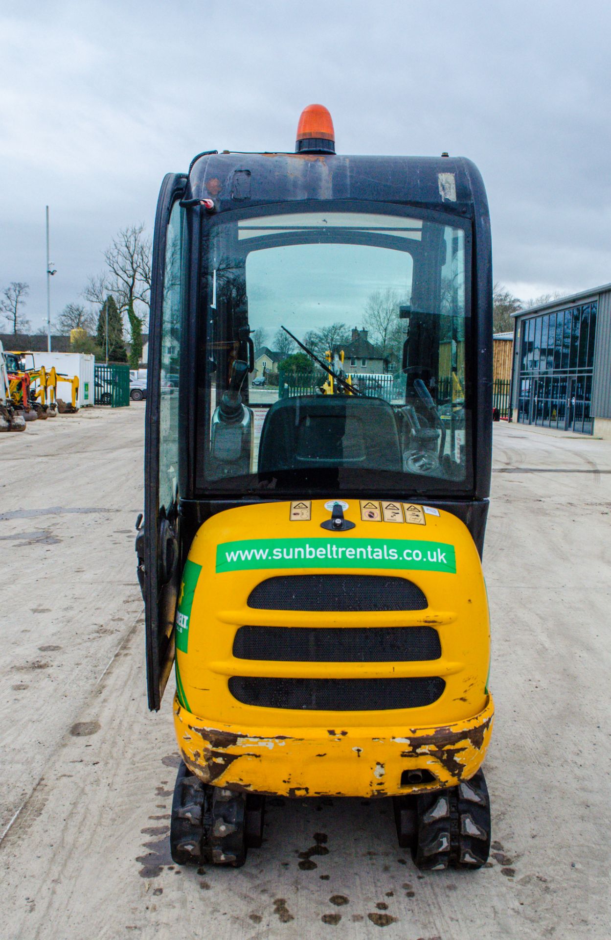 JCB 8018 CTS 1.8 tonne rubber tracked mini excavator Year: 2016  S/N: 2497621 Recorded Hours: 1992 - Image 6 of 22