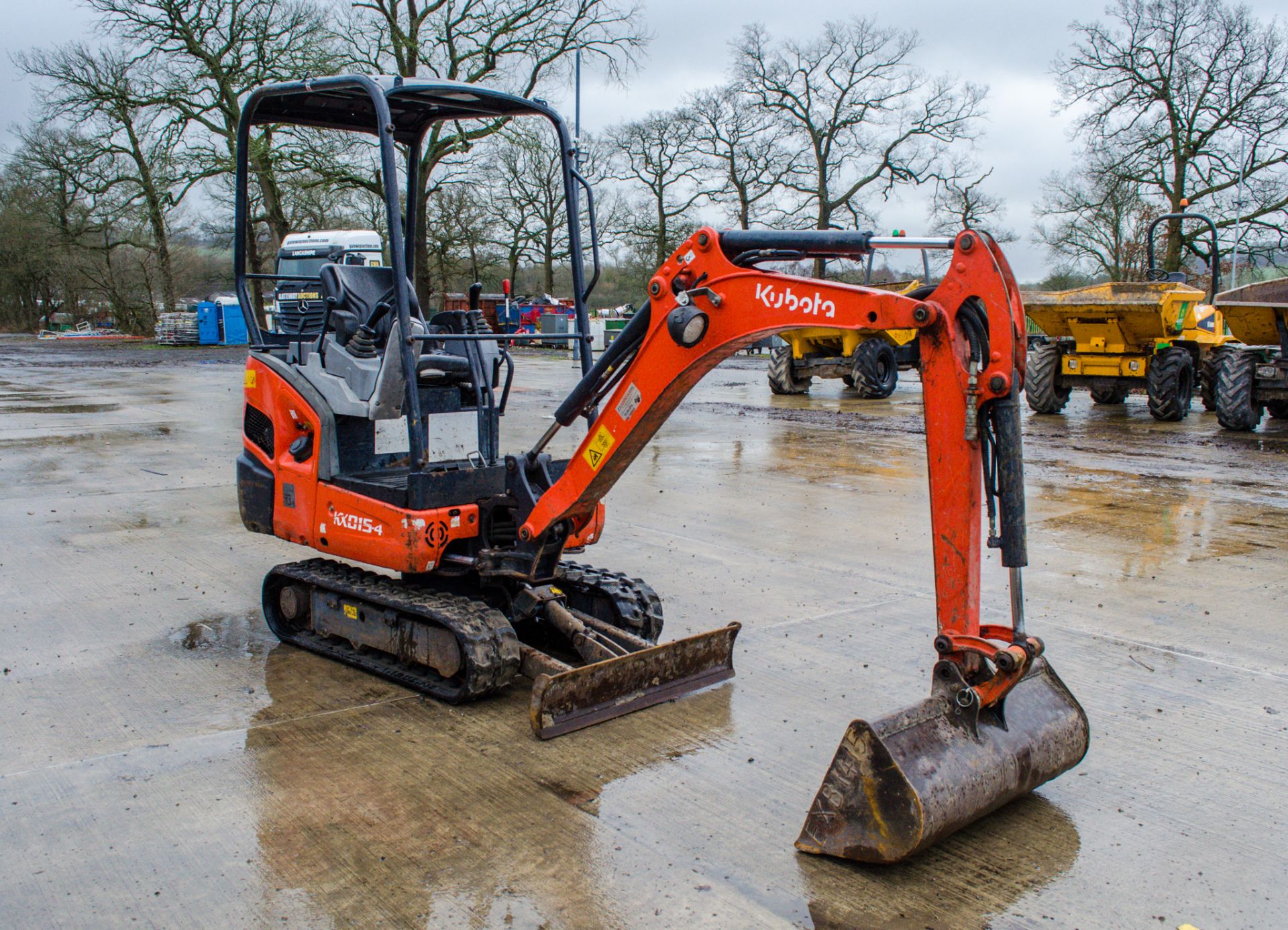 Kubota KX015-4 1.5 tonne rubber tracked mini excavator Year: 2015 S/N: 58367 Recorded Hours: 2777 - Image 2 of 22