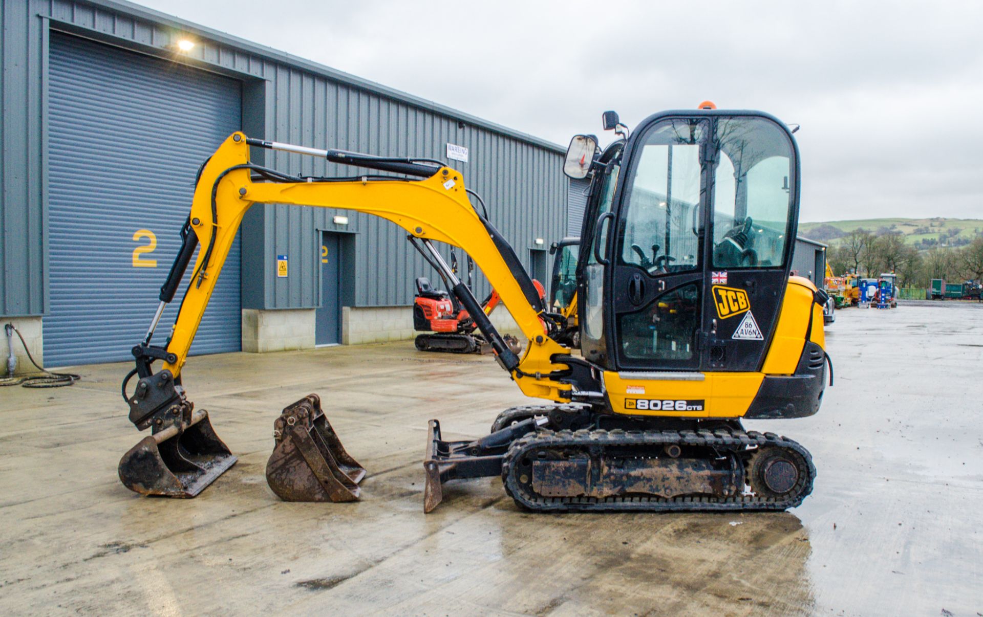 JCB 8026 CTS 2.6 tonne rubber tracked mini excavator Year: 2019  S/N: 2913813 Recorded Hours: 1321 - Image 8 of 22