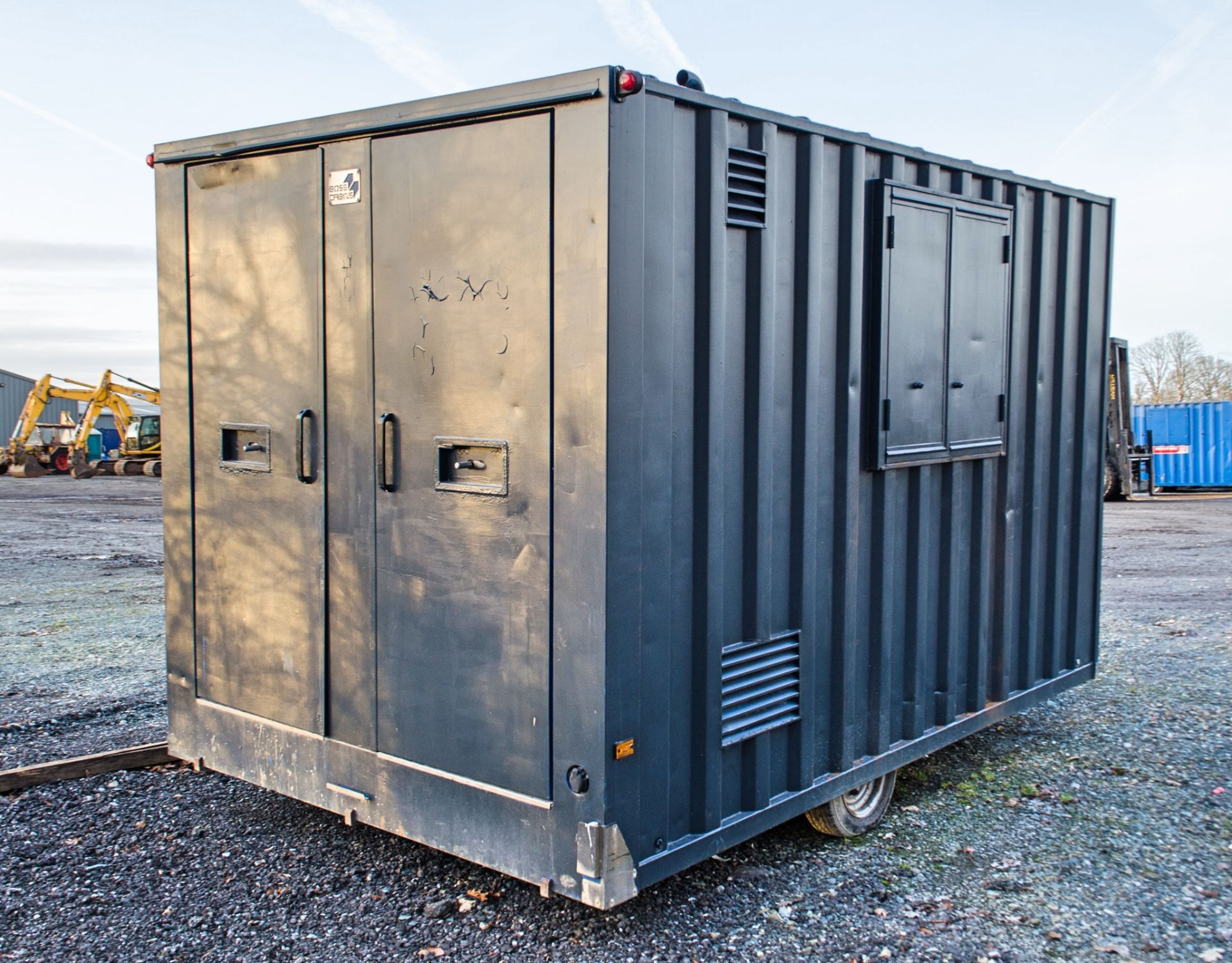 Boss Cabins 12 ft x 8 ft steel anti-vandal mobile welfare site unit Comprising of: Canteen area, - Image 3 of 11