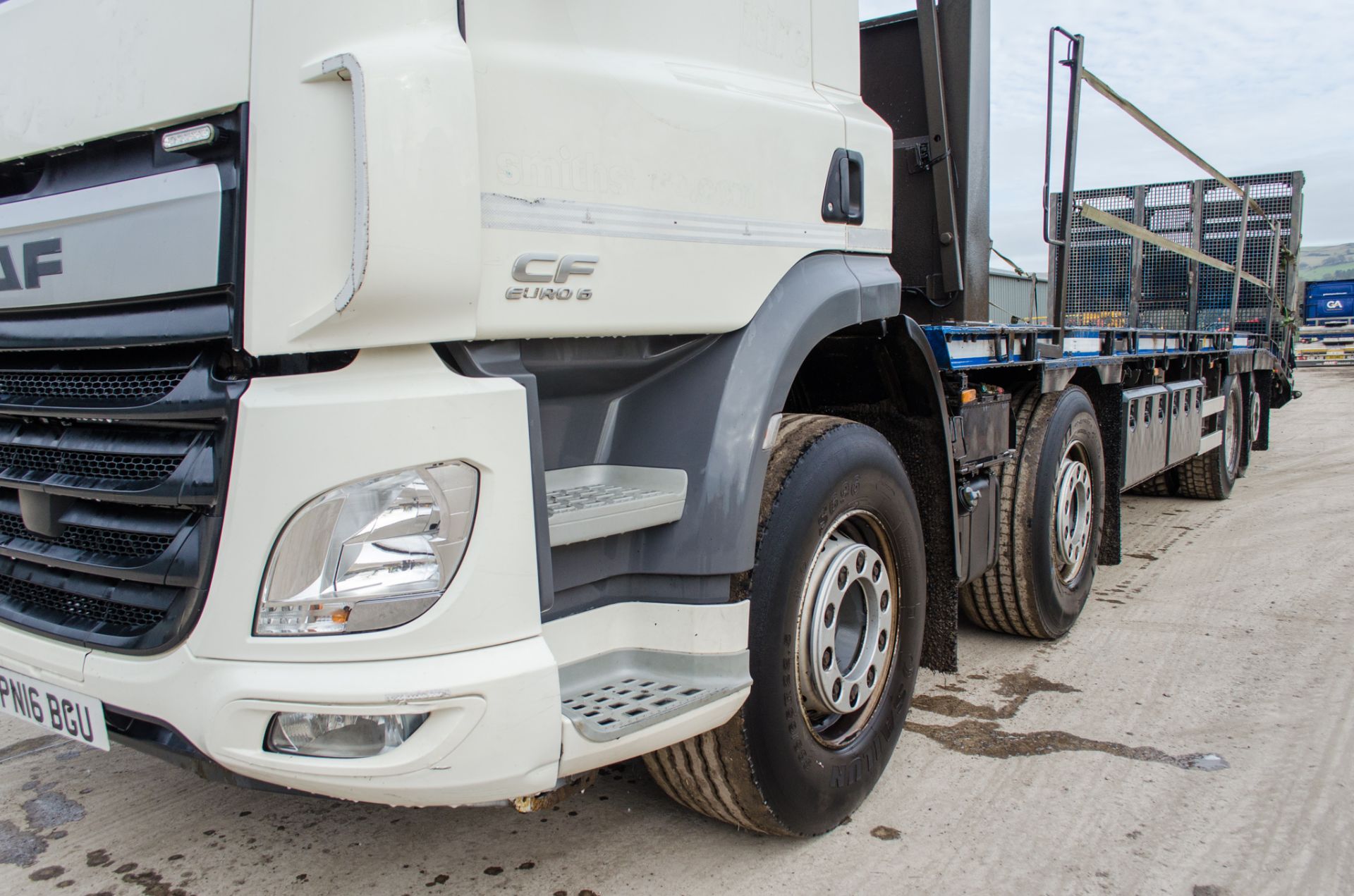 DAF CF 400 32 tonne 8x2 beaver tail plant lorry Registration Number: PN16 BGU Date of - Image 9 of 27