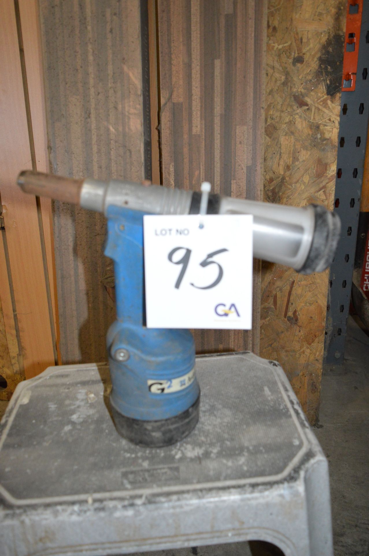 Avdel pneumatic rivet gun Model G2 ** No VAT on hammer price but VAT will be charged on the buyer'