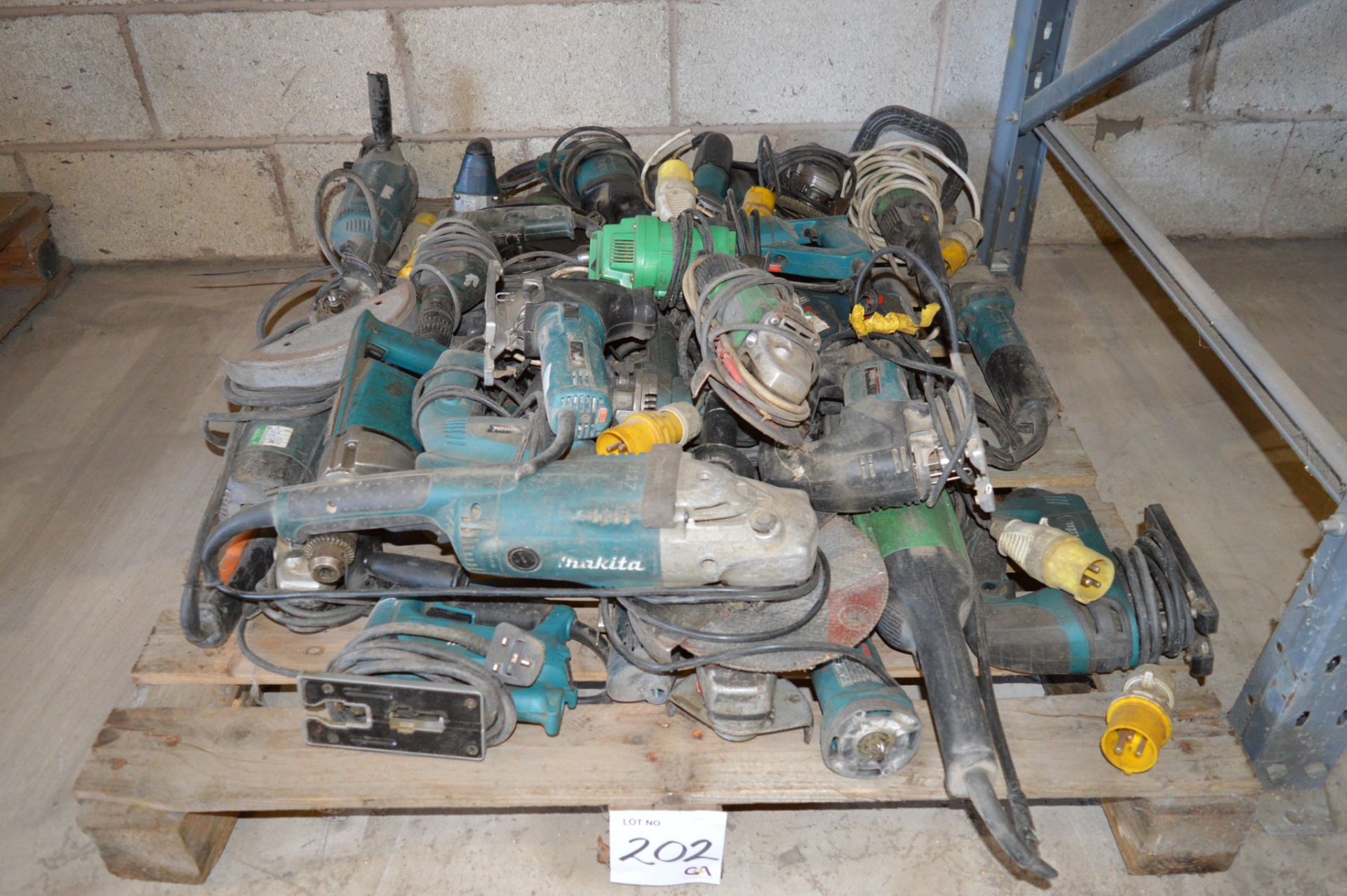 Quantity of 110v and 240v power tools ** Require attention ** ** No VAT on hammer price but VAT will