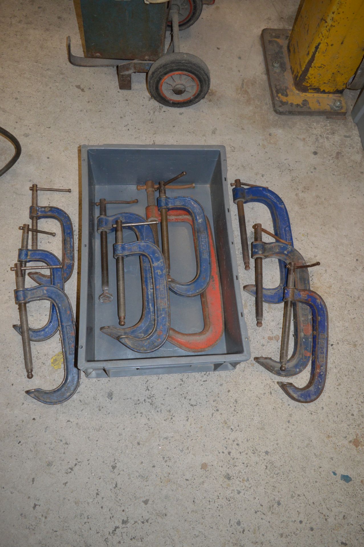 10 - various G clamps ** No VAT on hammer price but VAT will be charged on the buyer's premium ** - Image 2 of 2