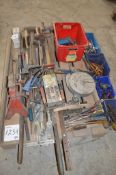 Quantity of hand tools ** No VAT on hammer price but VAT will be charged on the buyer's premium **