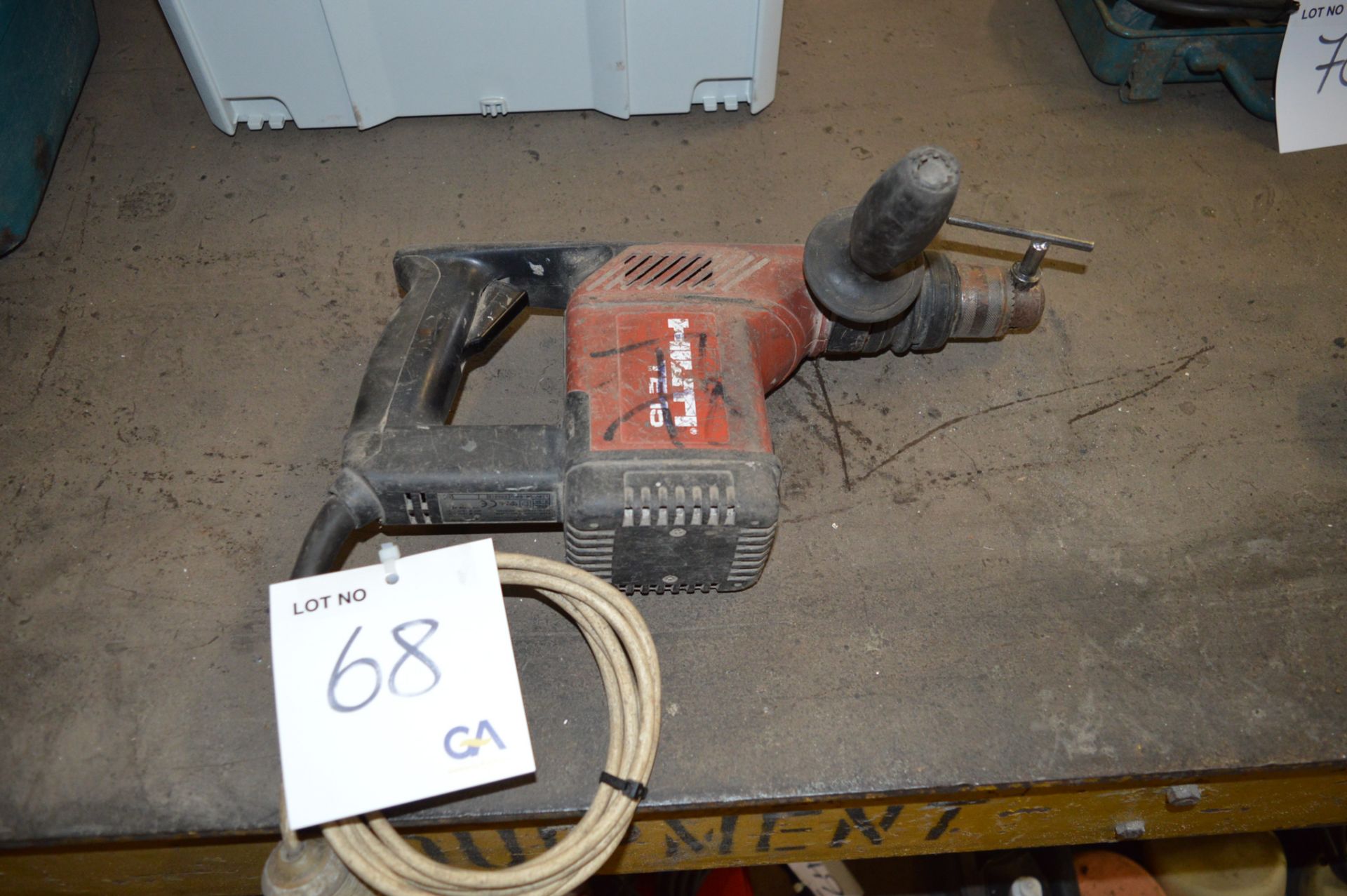 Hilti 110v rotary hammer drill Model: TE15 ** No VAT on hammer price but VAT will be charged on