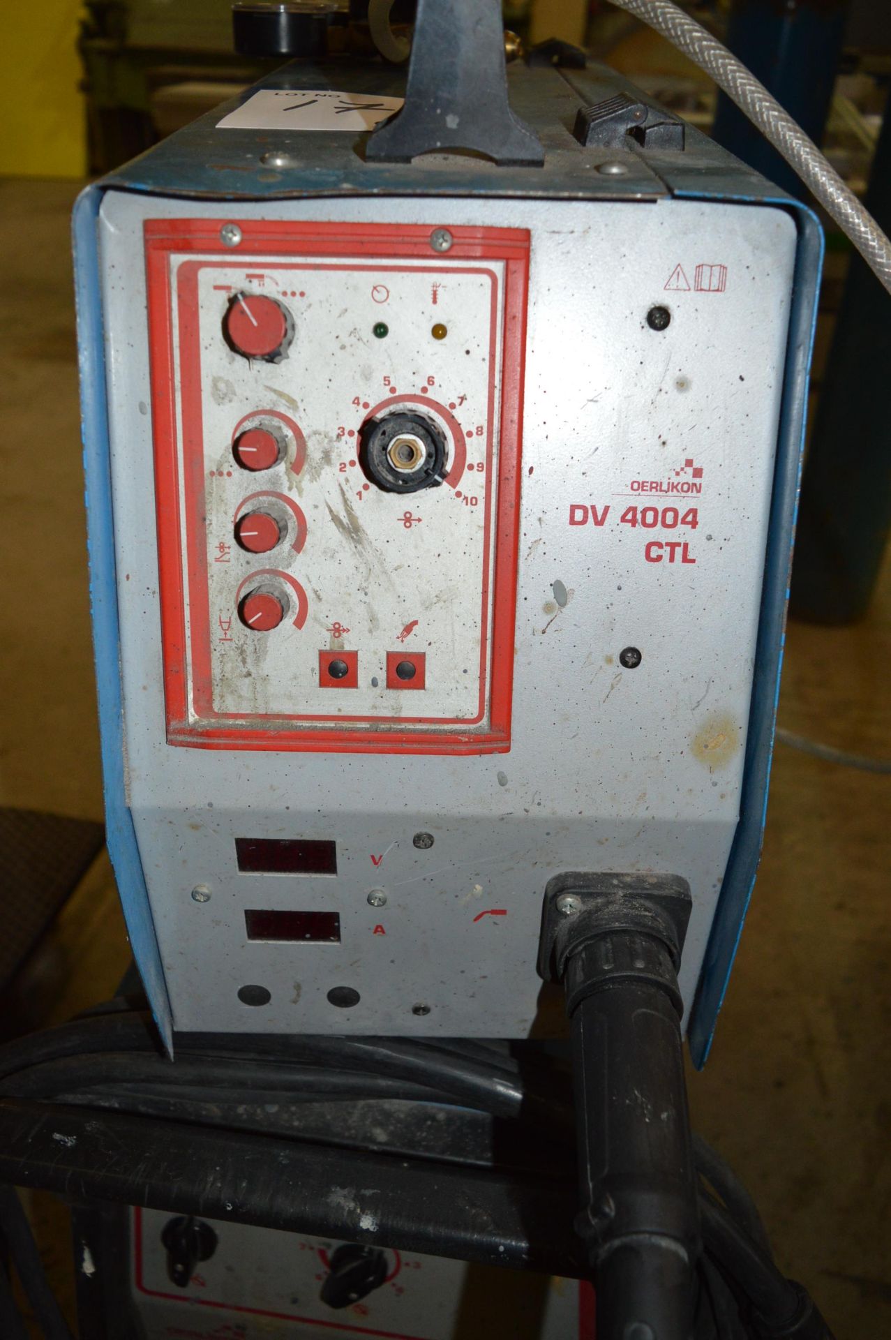 Oerlikon 300 amp MIG welder c/w welding torch, earth lead and regulator Model: Citoline 3000TS S/ - Image 4 of 7