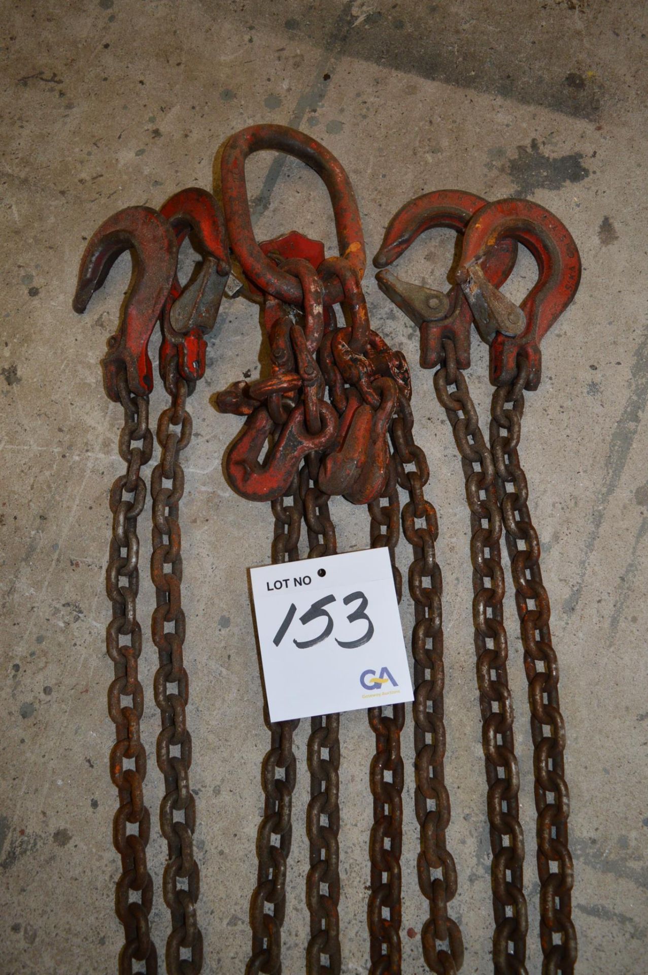 Sika 4 leg lifting chain c/w shorteners ** No VAT on hammer price but VAT will be charged on the