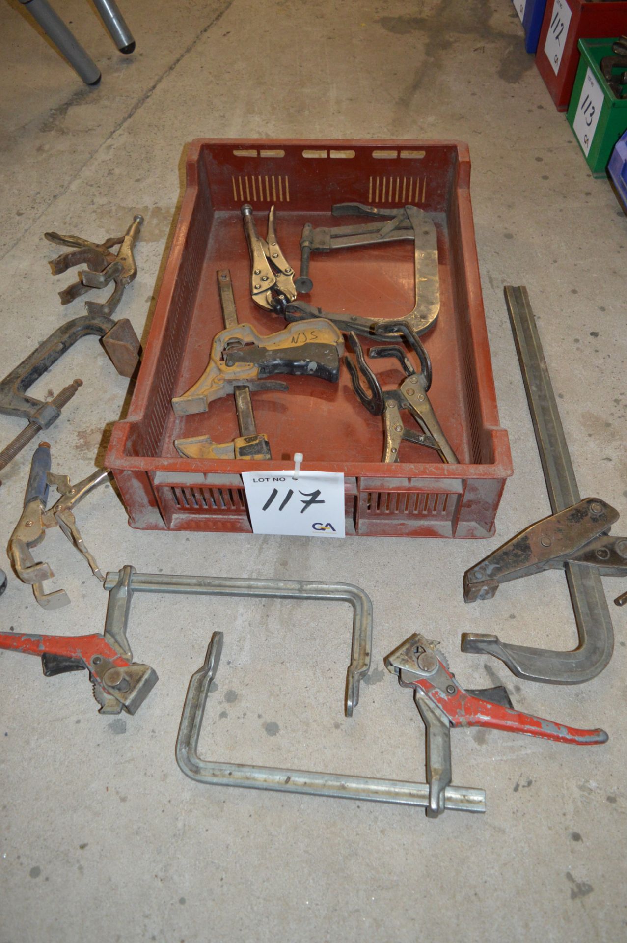 10 - various clamps ** No VAT on hammer price but VAT will be charged on the buyer's premium **