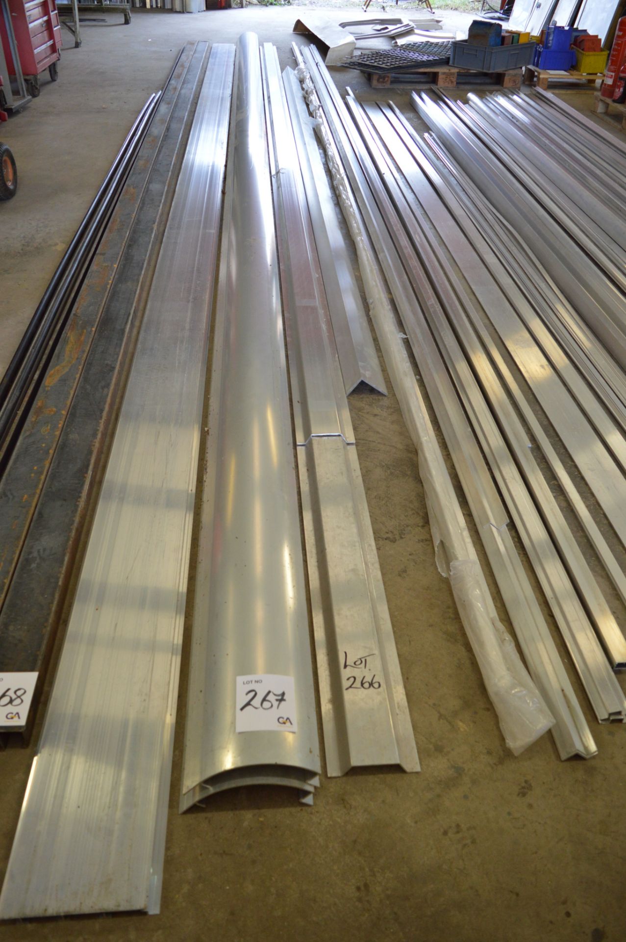 2 - 5" aluminium cant rails Approx. 7.8 m long ** No VAT on hammer price but VAT will be charged