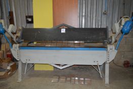 Manual box and pan folder Capacity: 2m ** No VAT on hammer price but VAT will be charged on the