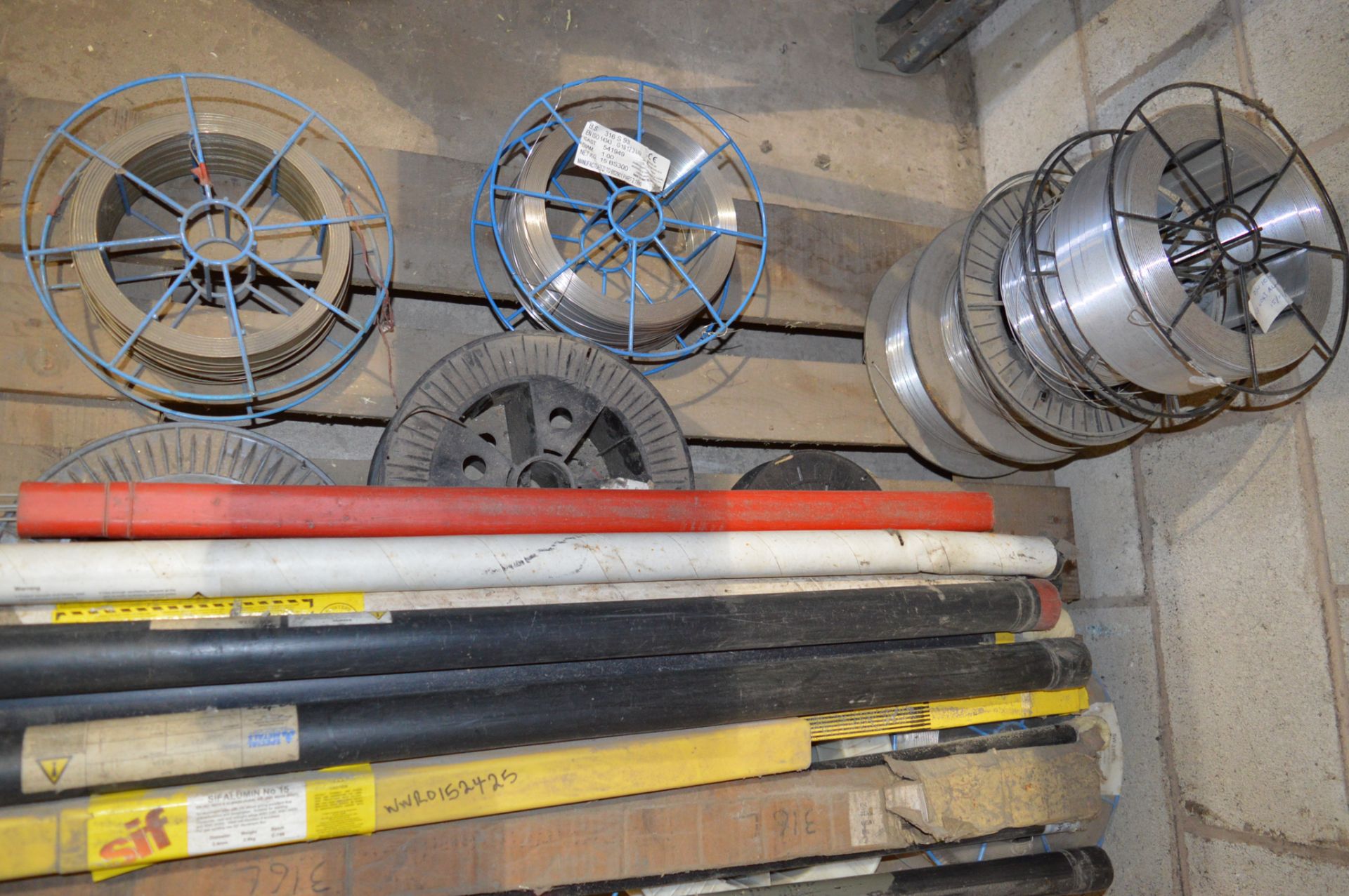 Quantity of welding wire and welding rods ** No VAT on hammer price but VAT will be charged on the - Image 2 of 2