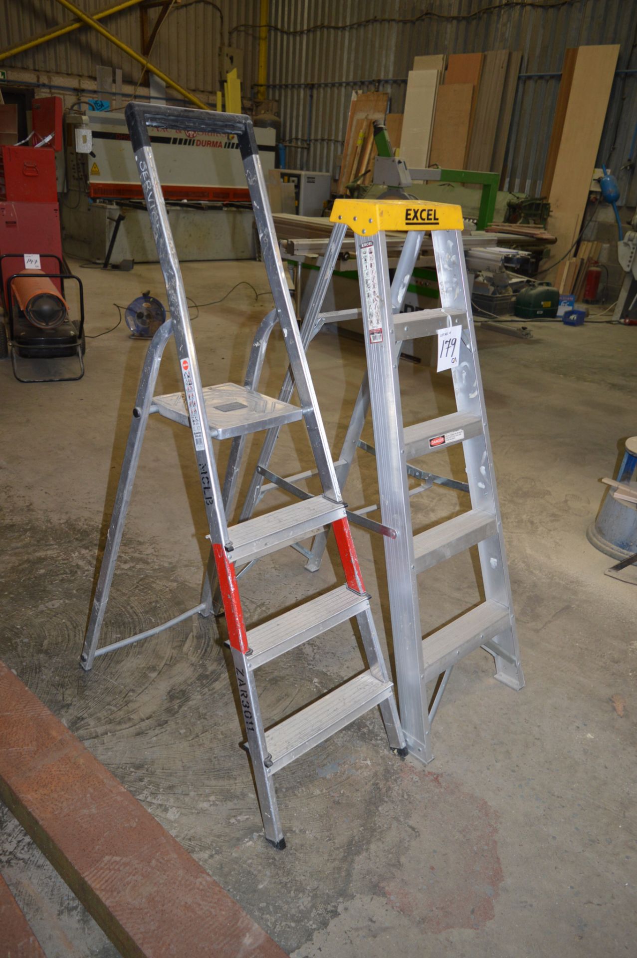 2 - alloy step ladders ** No VAT on hammer price but VAT will be charged on the buyer's premium ** - Image 2 of 2