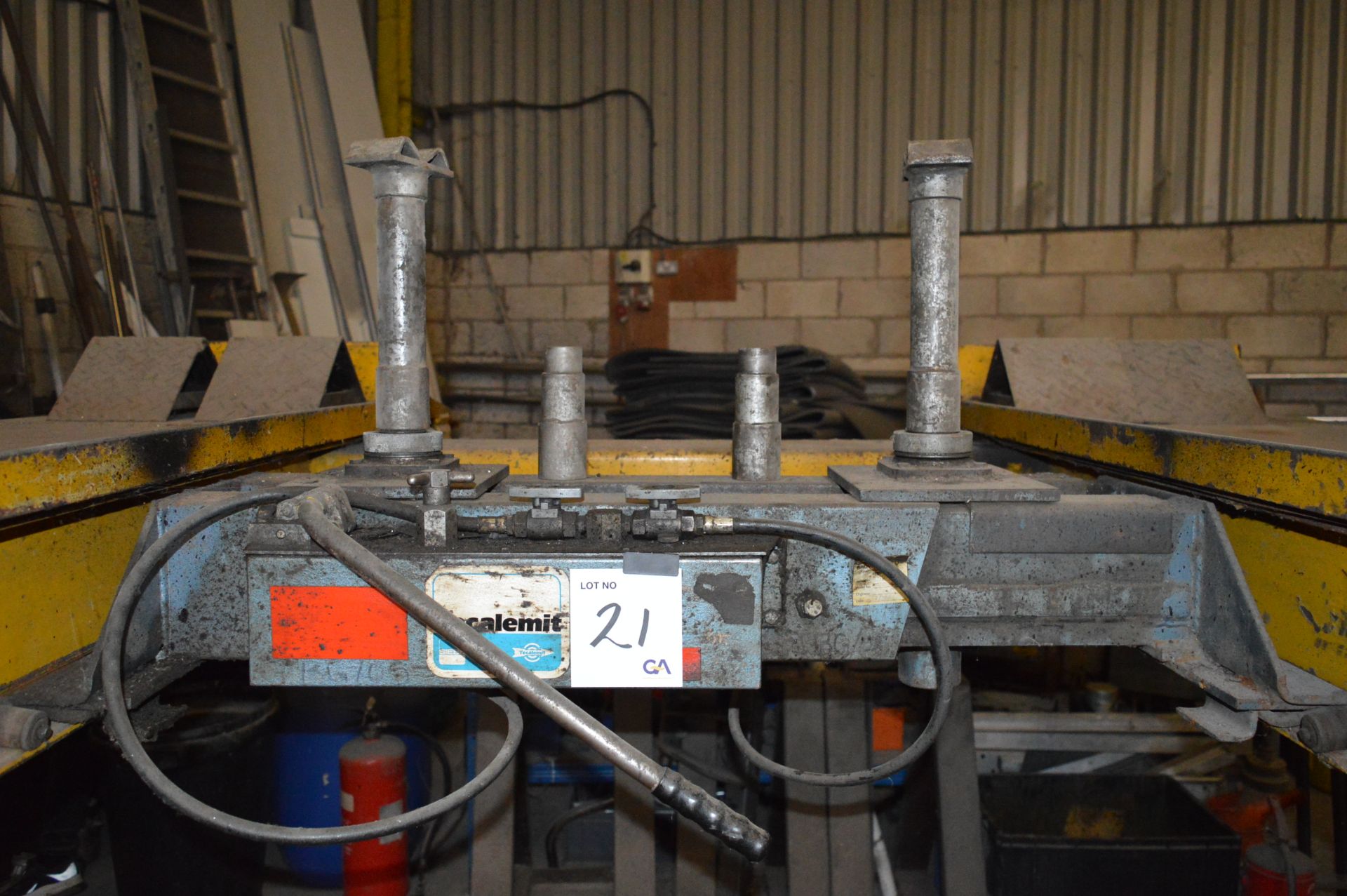 Tecalemit 6 ton hydraulic jacking beam Model: JBG05 ** No VAT on hammer price but VAT will be - Image 2 of 3
