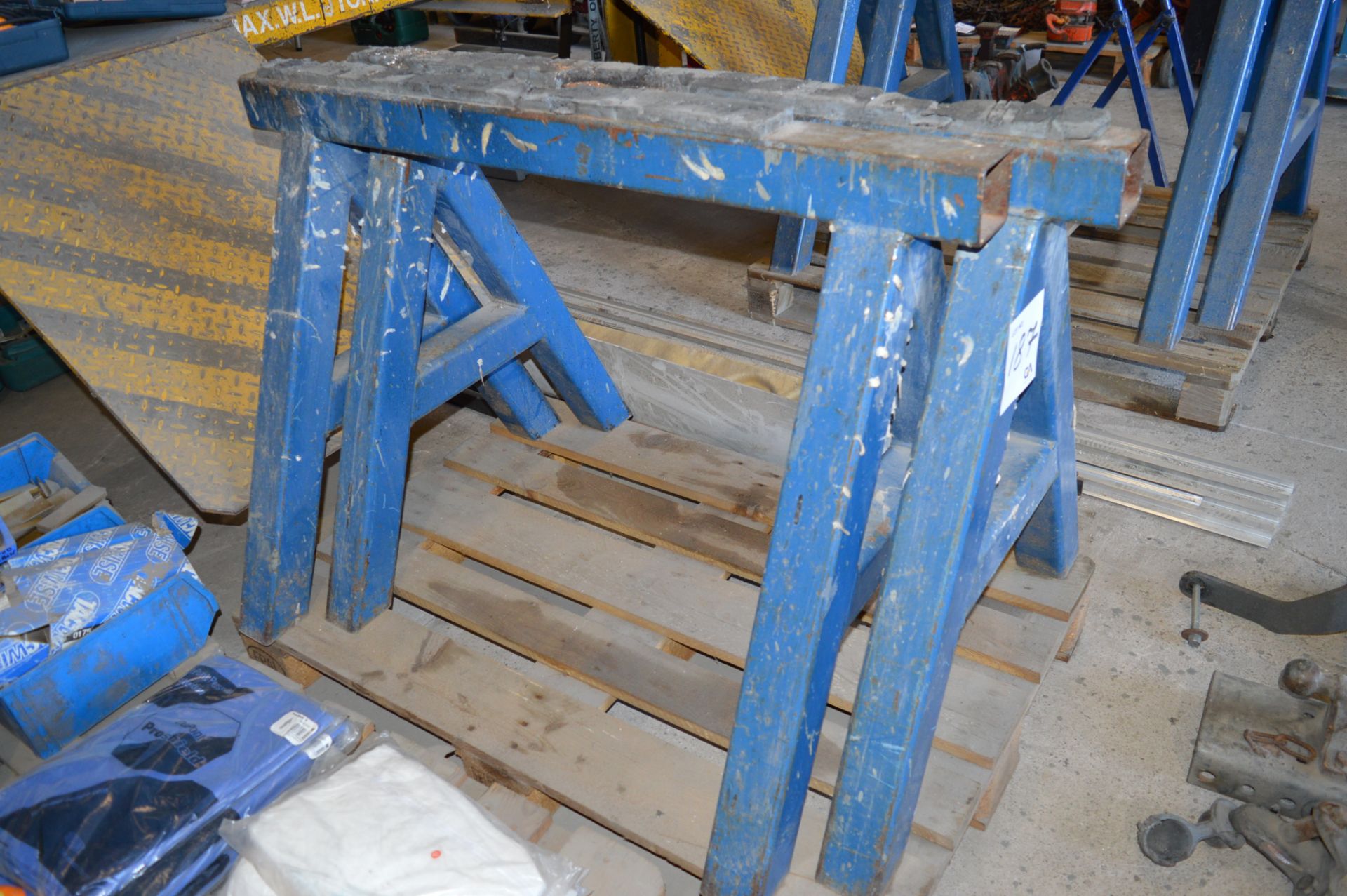 2 - heavy duty steel trestles Approx. 800 mm high ** No VAT on hammer price but VAT will be - Image 2 of 2