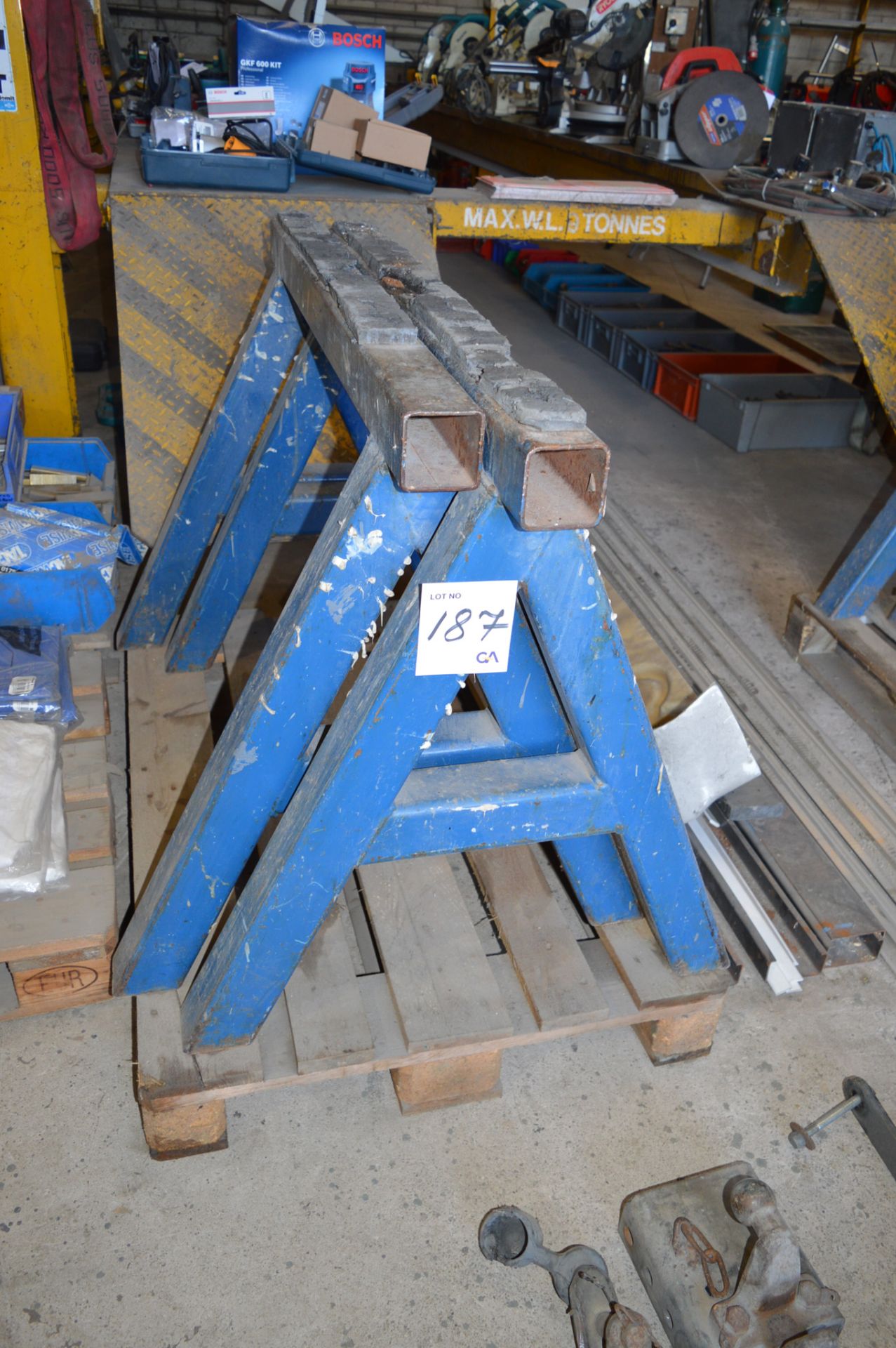 2 - heavy duty steel trestles Approx. 800 mm high ** No VAT on hammer price but VAT will be
