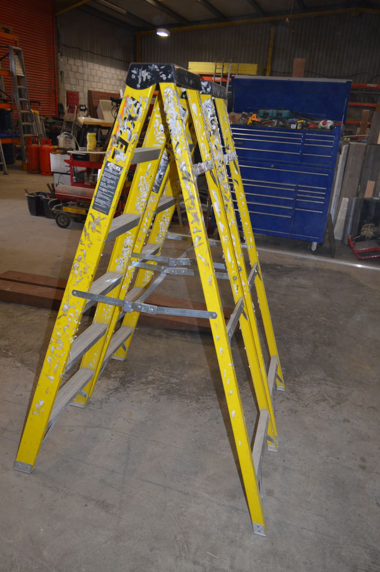 2 - 6 rise fibreglass step ladders ** No VAT on hammer price but VAT will be charged on the buyer' - Image 3 of 3