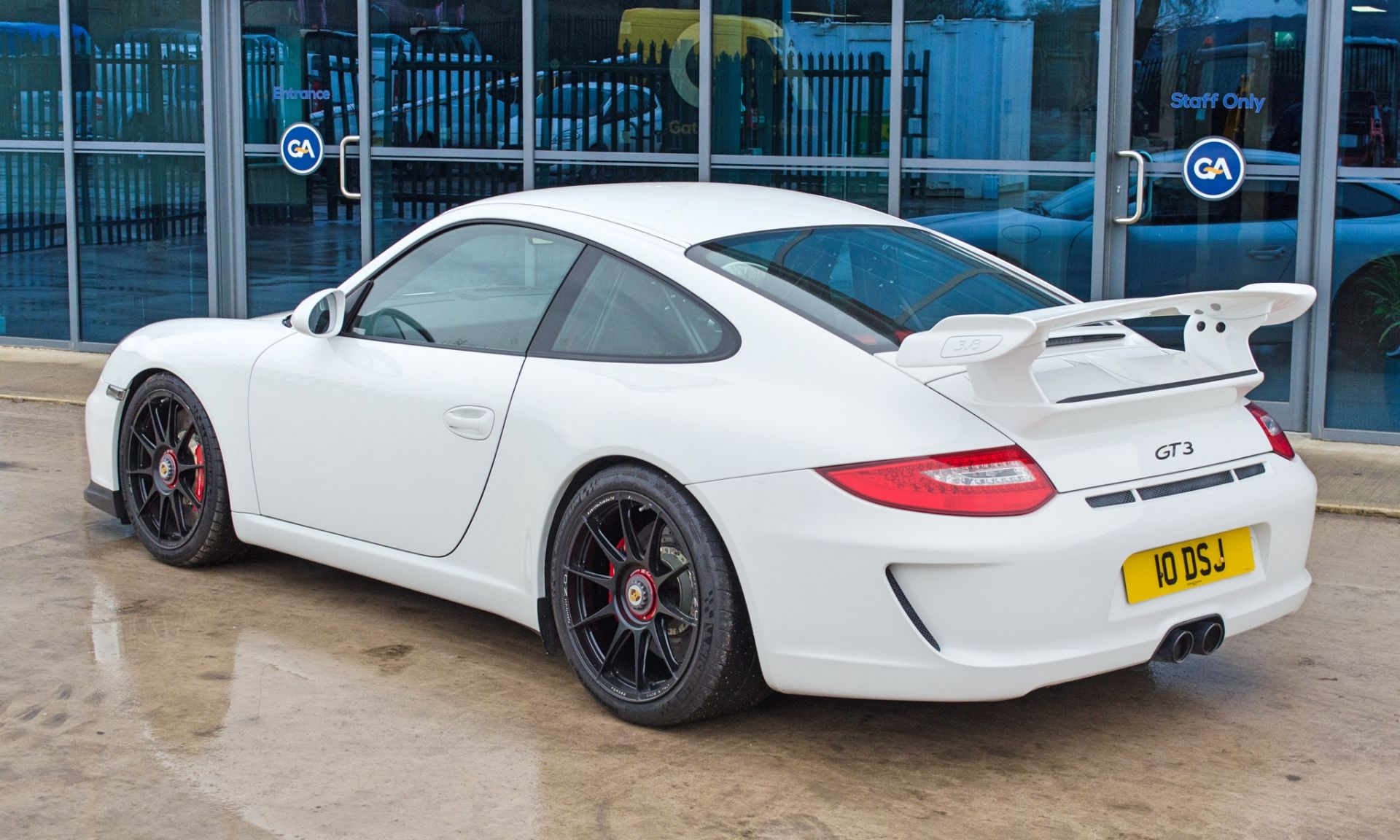 2010 Porsche 911 997.2 GT3 Club Sport 3.8 litre 2 door coupe - Image 8 of 58