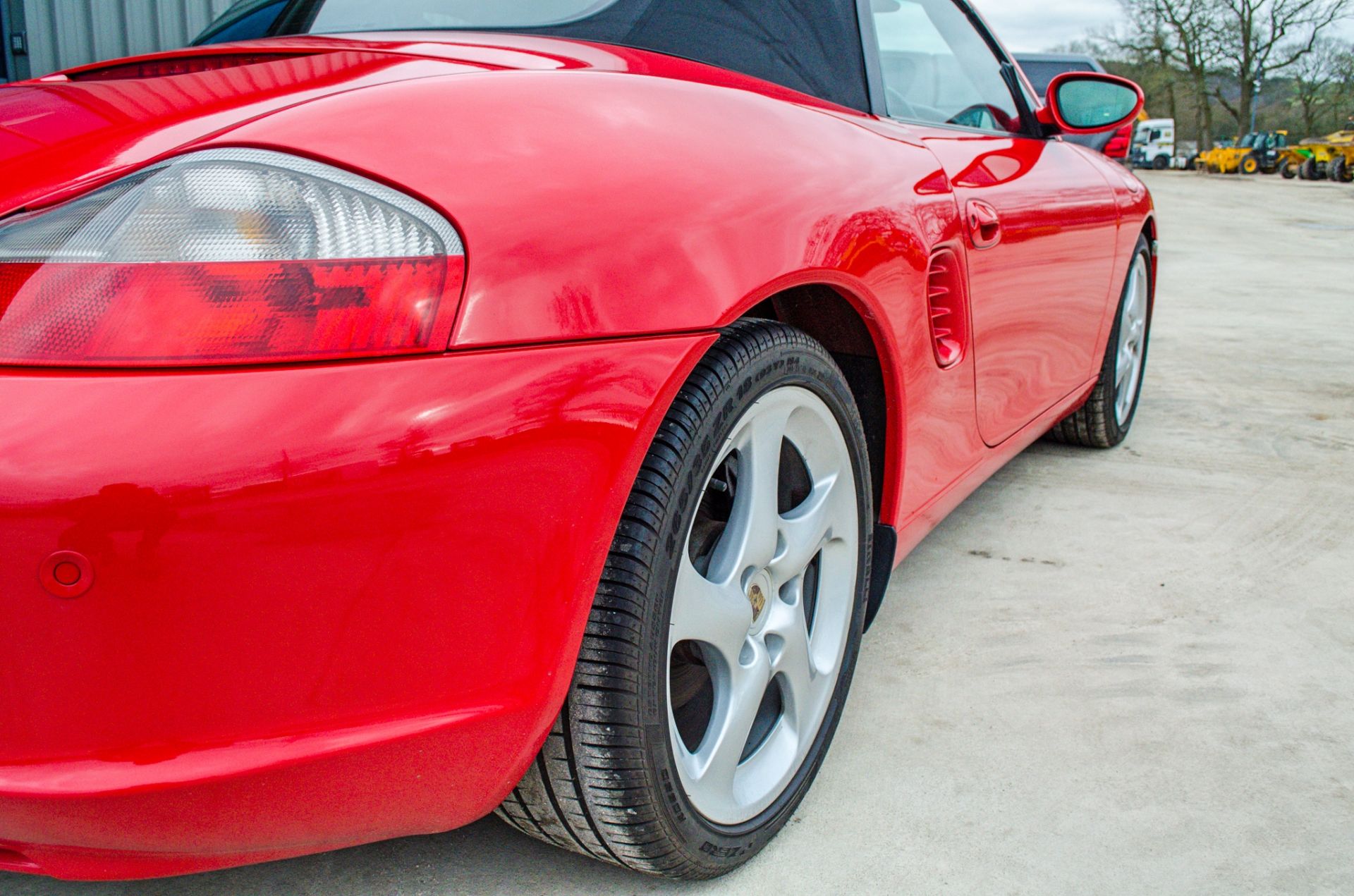 2003 Porsche Boxster 2687cc 2 door convertible - Image 23 of 60