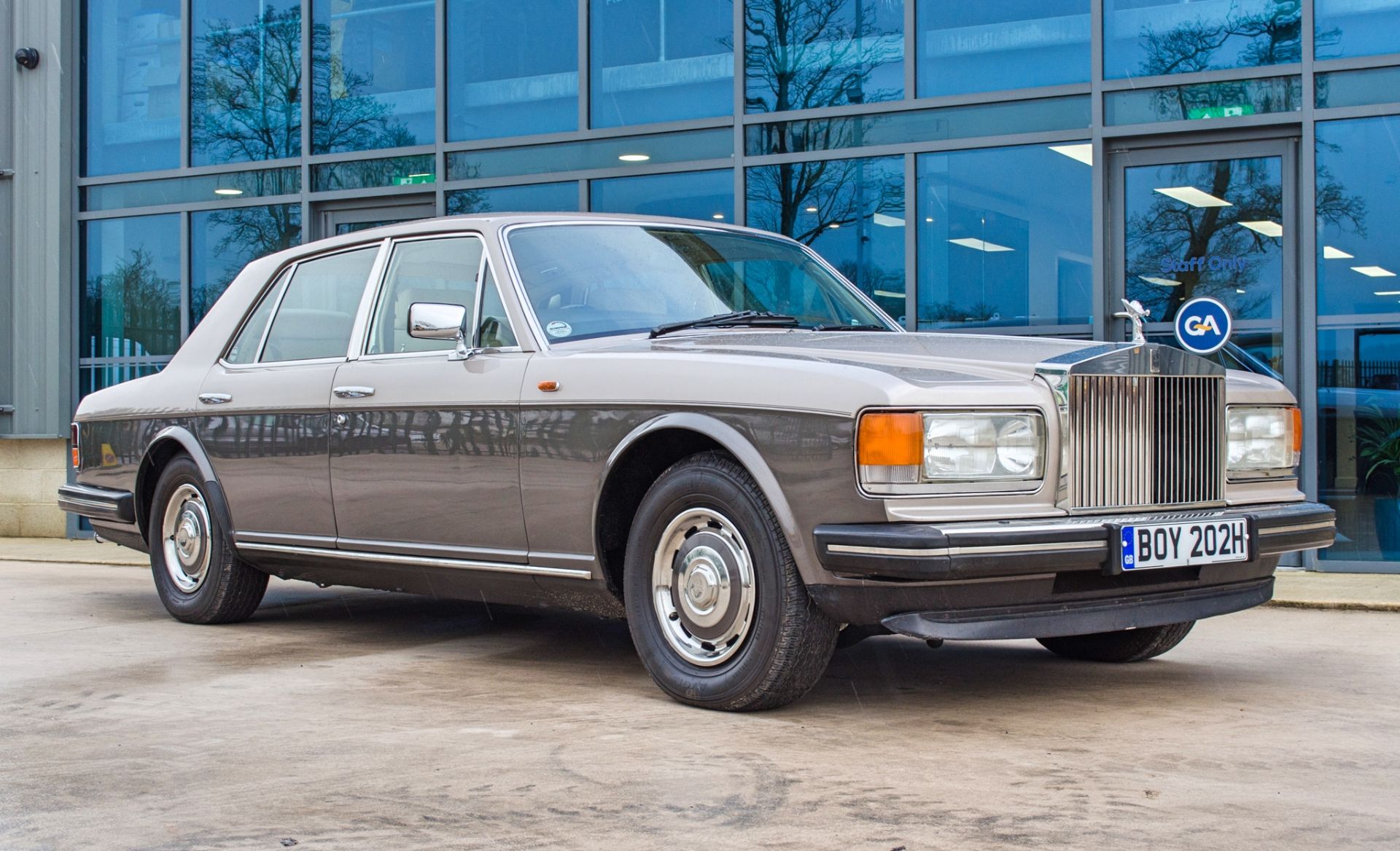 1985 Rolls Royce Silver Spirit 6750 cc 4 door saloon