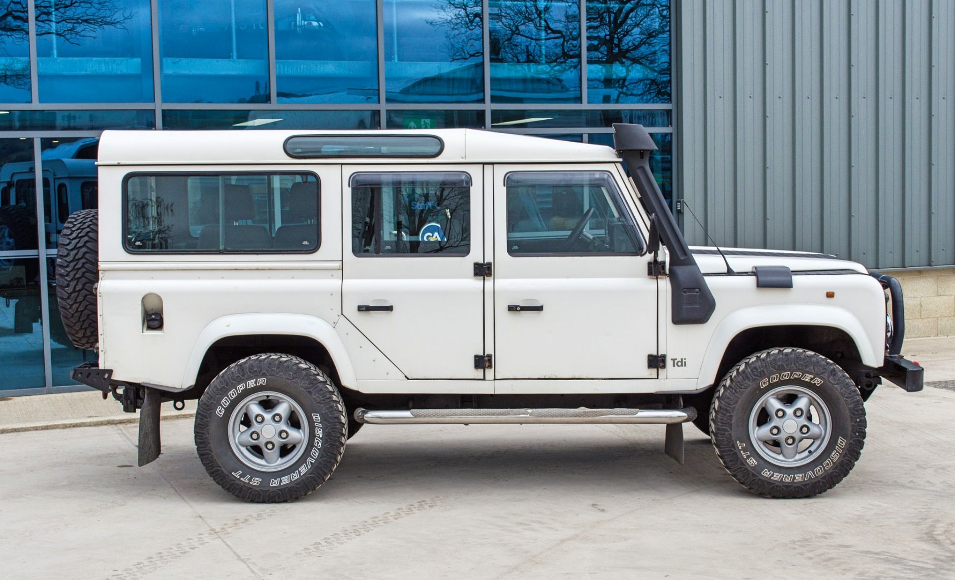 1998 Landrover Defender 300 TDI 110 Defender Auto County Station Wagon - Image 14 of 71