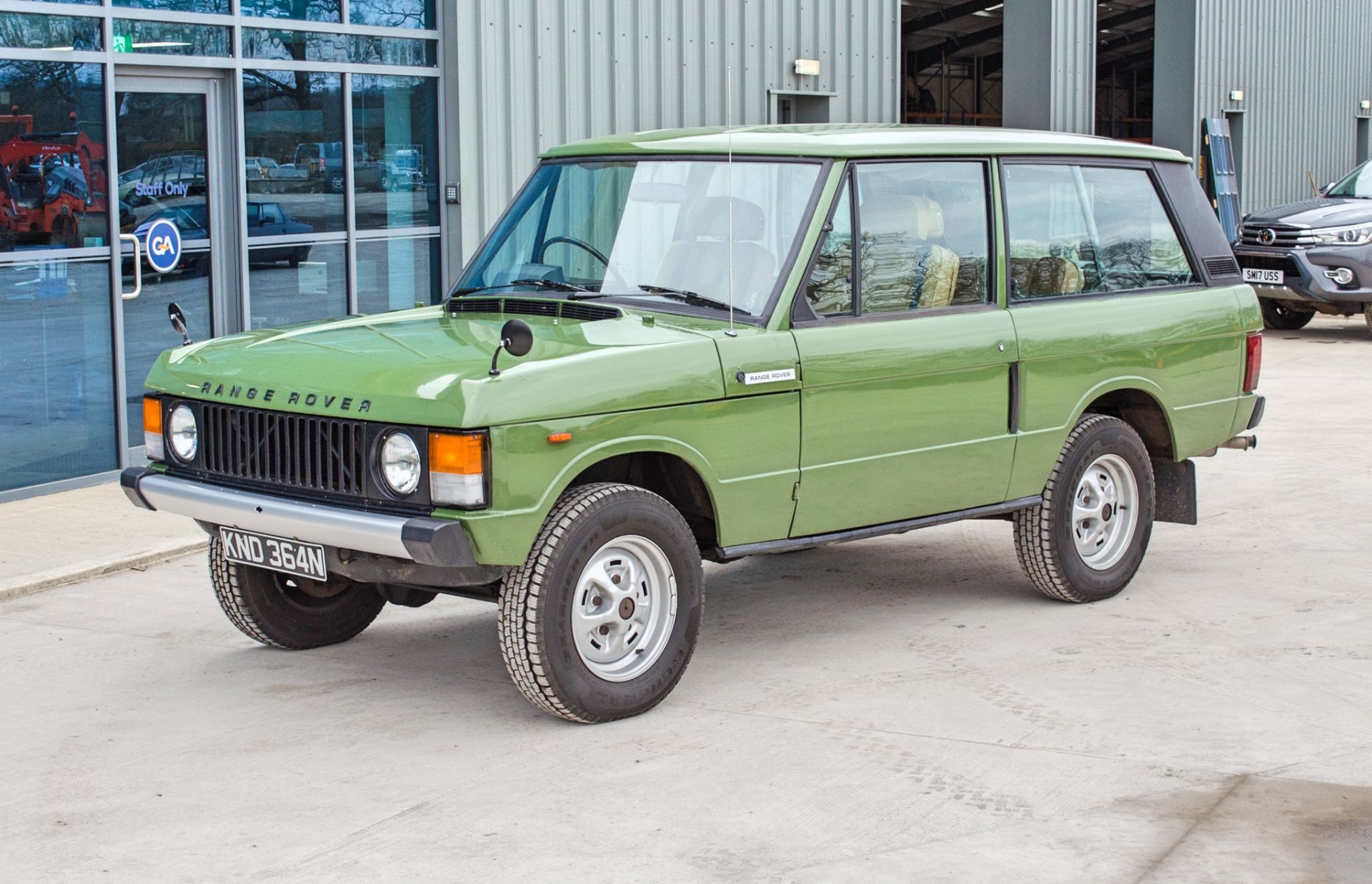 1975 Land Rover Range Rover Classic 3470 cc 3 door 4 wheel drive - Image 4 of 55