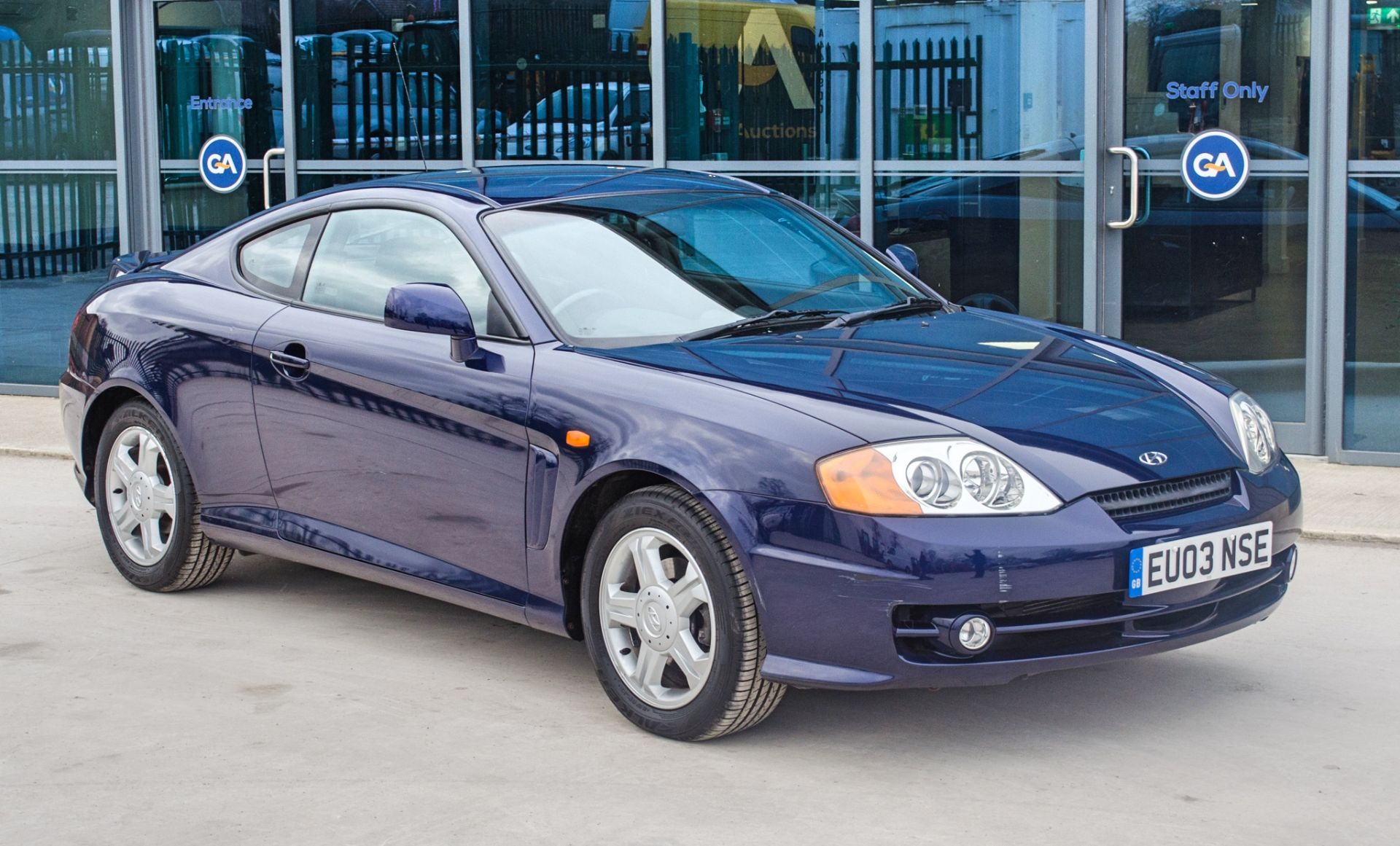 2003 Hyundai Coupe 1.6 S 1600 cc 3 door coupe - Image 2 of 56