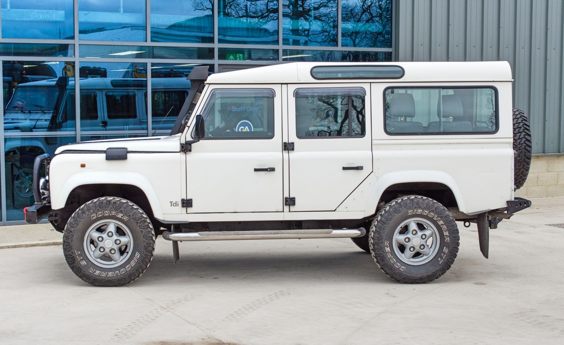 1998 Landrover Defender 300 TDI 110 Defender Auto County Station Wagon - Image 16 of 71