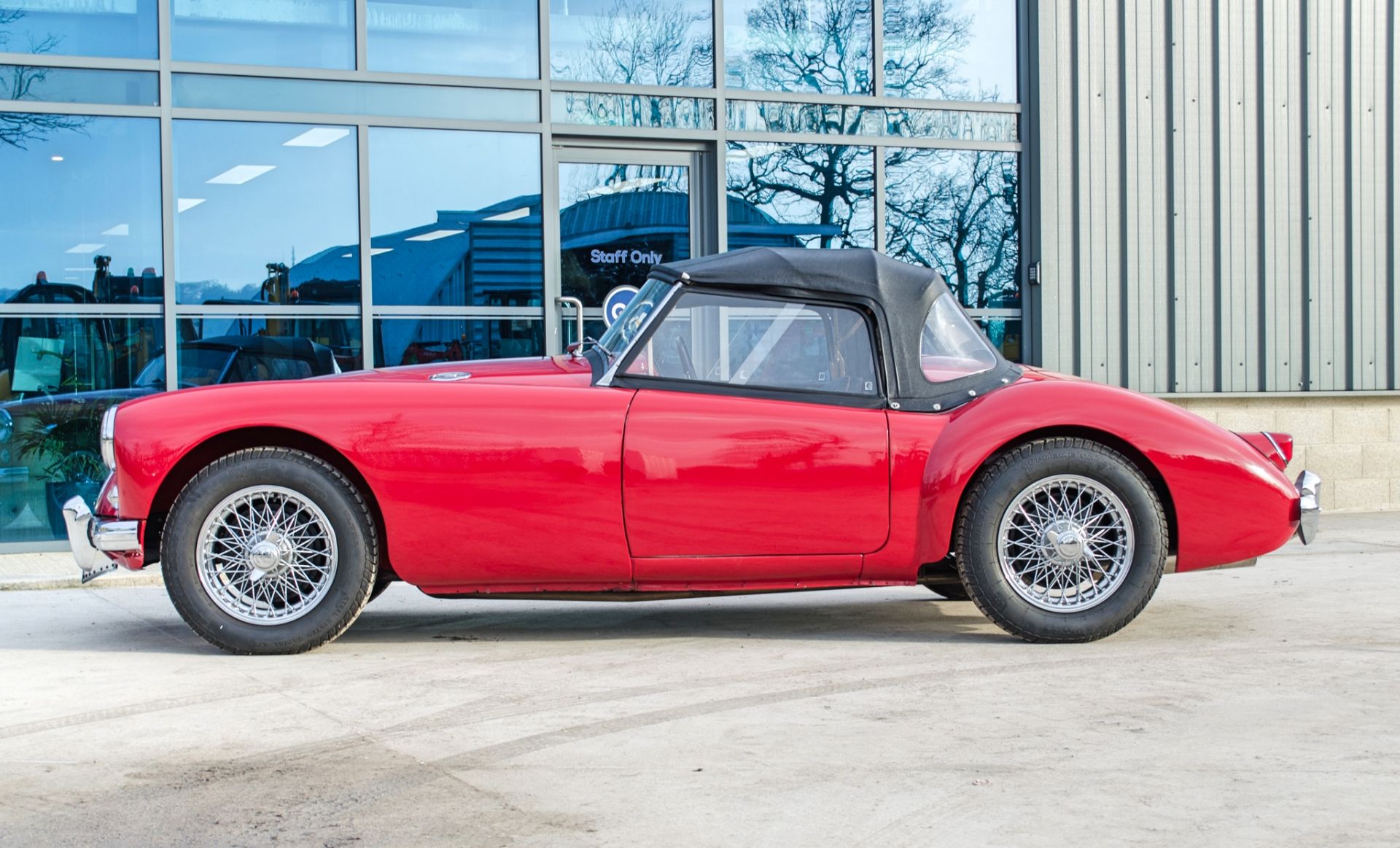 1957 MG A 1500cc 2 door convertible - Image 15 of 63