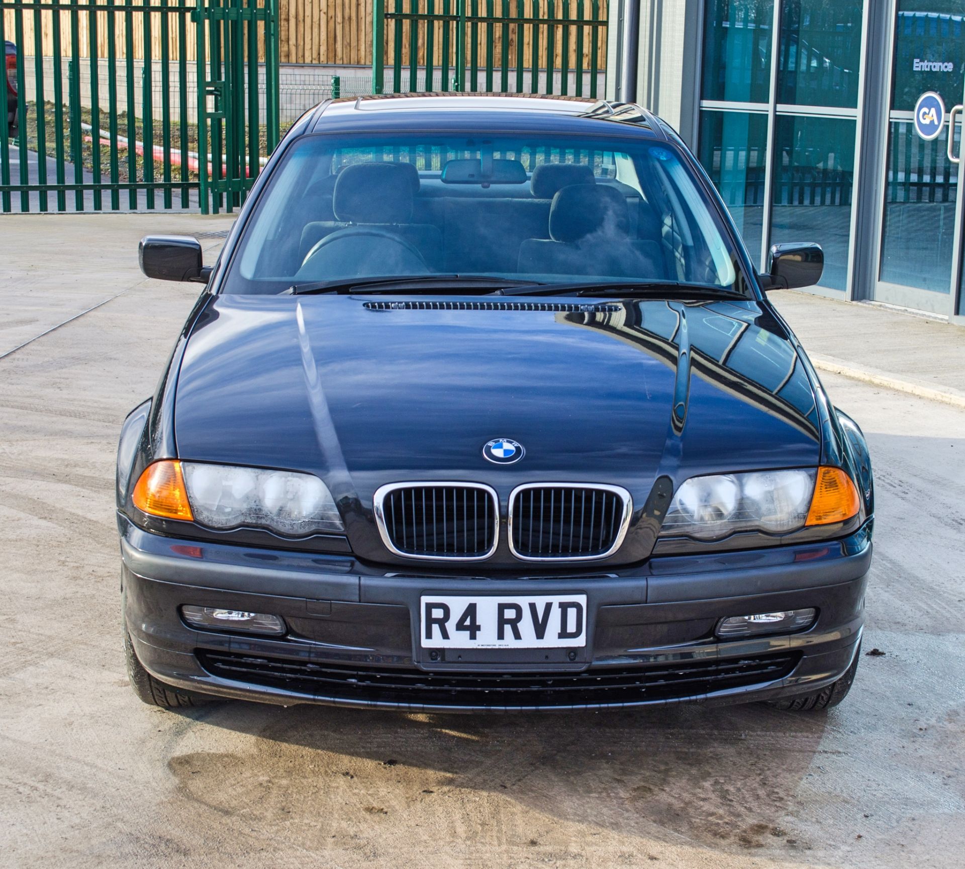 1999 BMW 318i Auto 1890CC 4 door saloon - Image 10 of 56