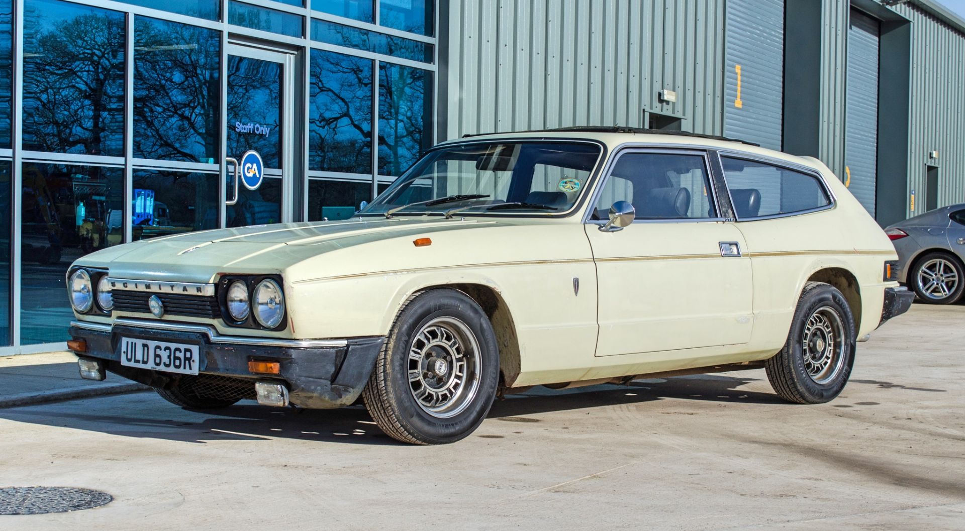 1977 Reliant Scimitar GTE E Odve 2944cc 2 door saloon - Image 3 of 56