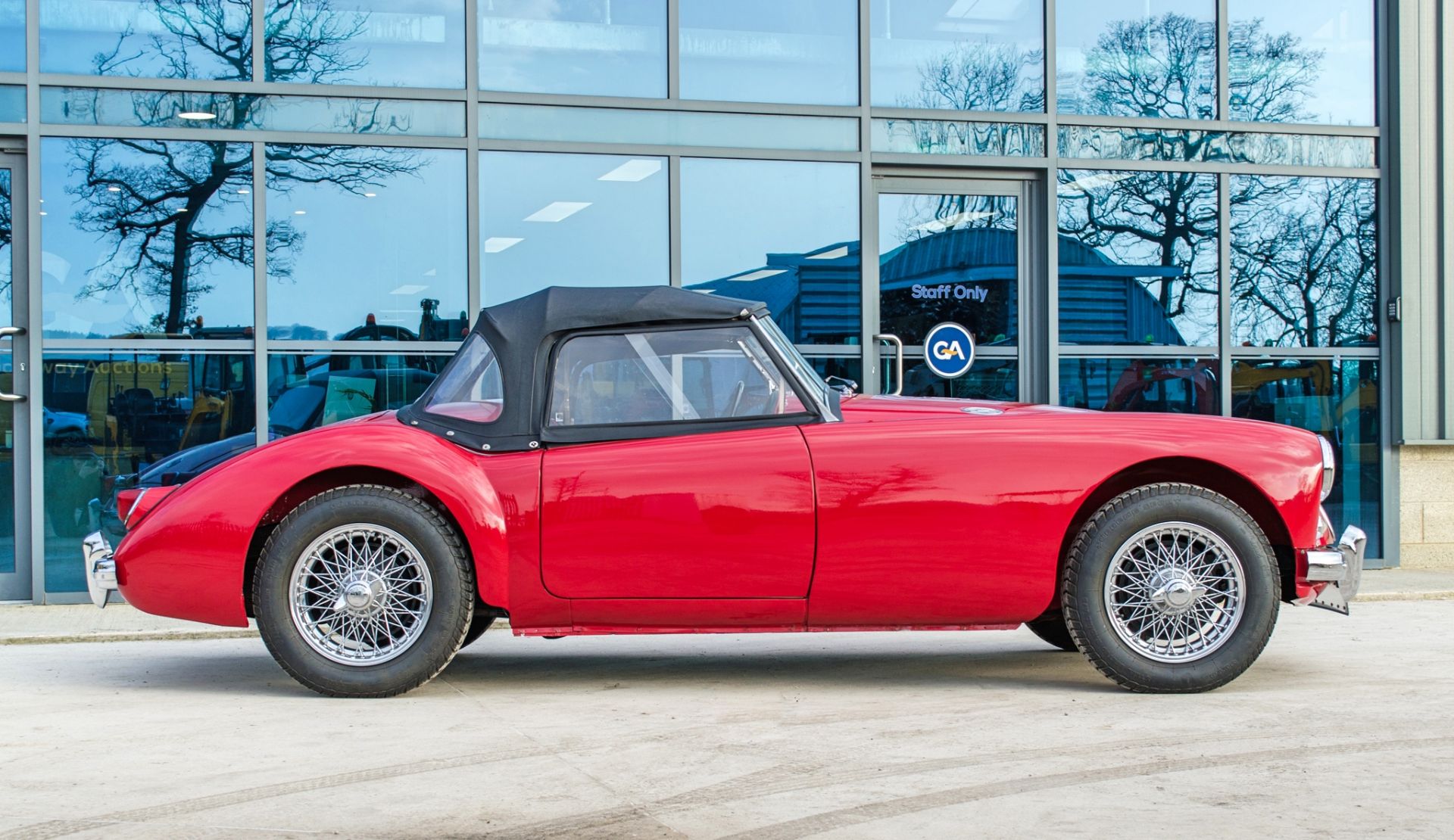 1957 MG A 1500cc 2 door convertible - Image 13 of 63