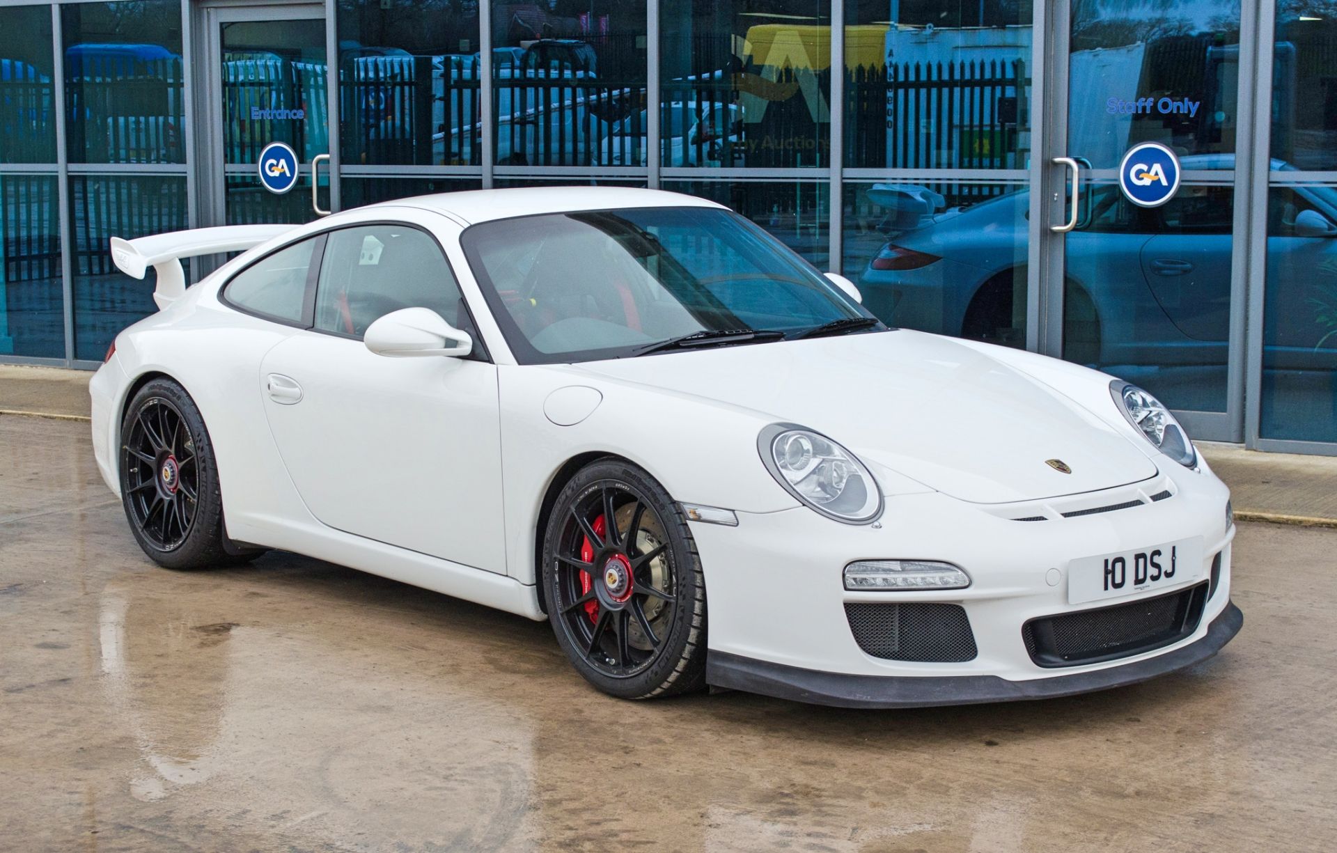 2010 Porsche 911 997.2 GT3 Club Sport 3.8 litre 2 door coupe - Image 2 of 58