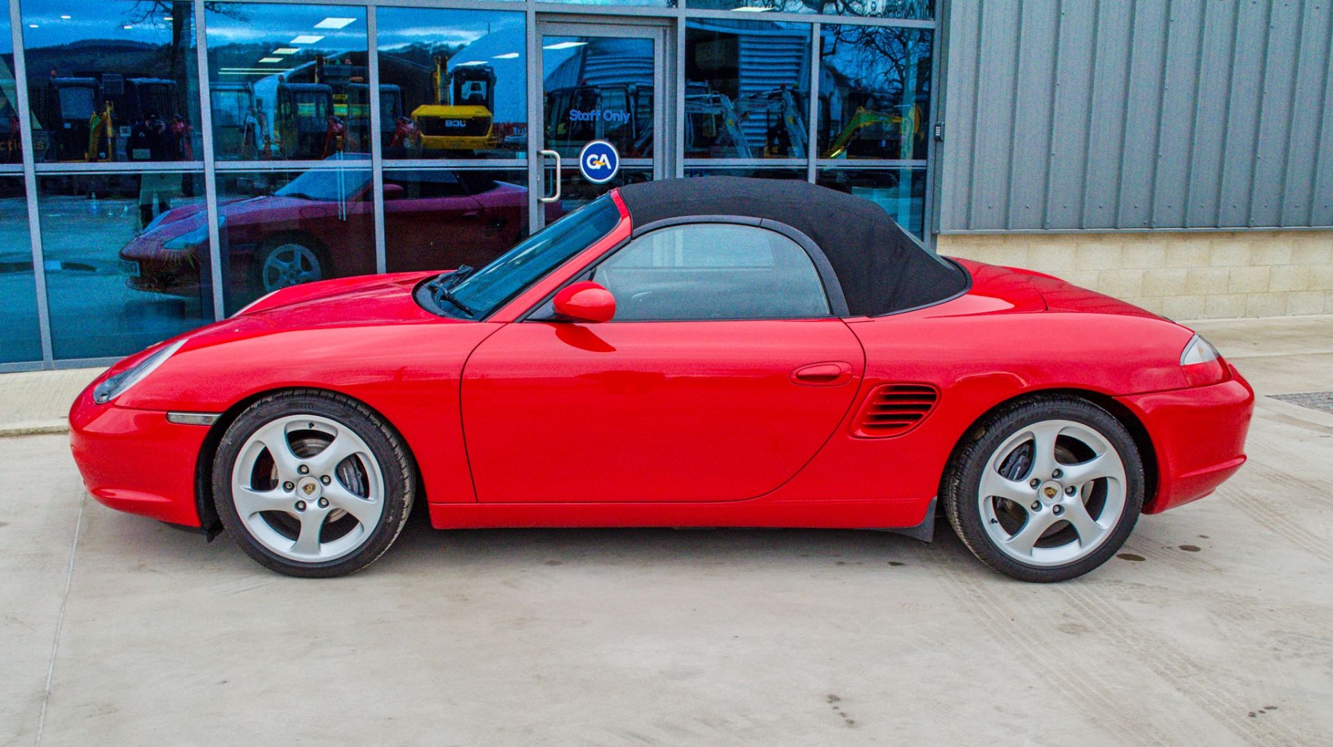 2003 Porsche Boxster 2687cc 2 door convertible - Image 14 of 60