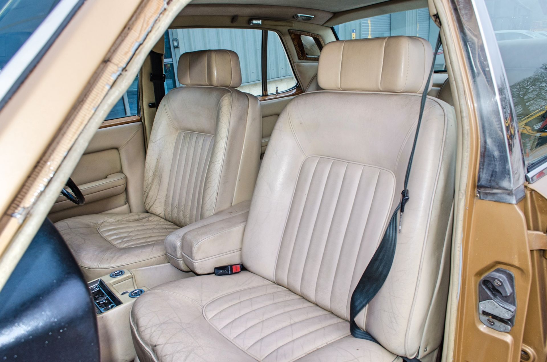 1981 Rolls Royce Silver Spirit 6750cc 4 door saloon - Image 38 of 56