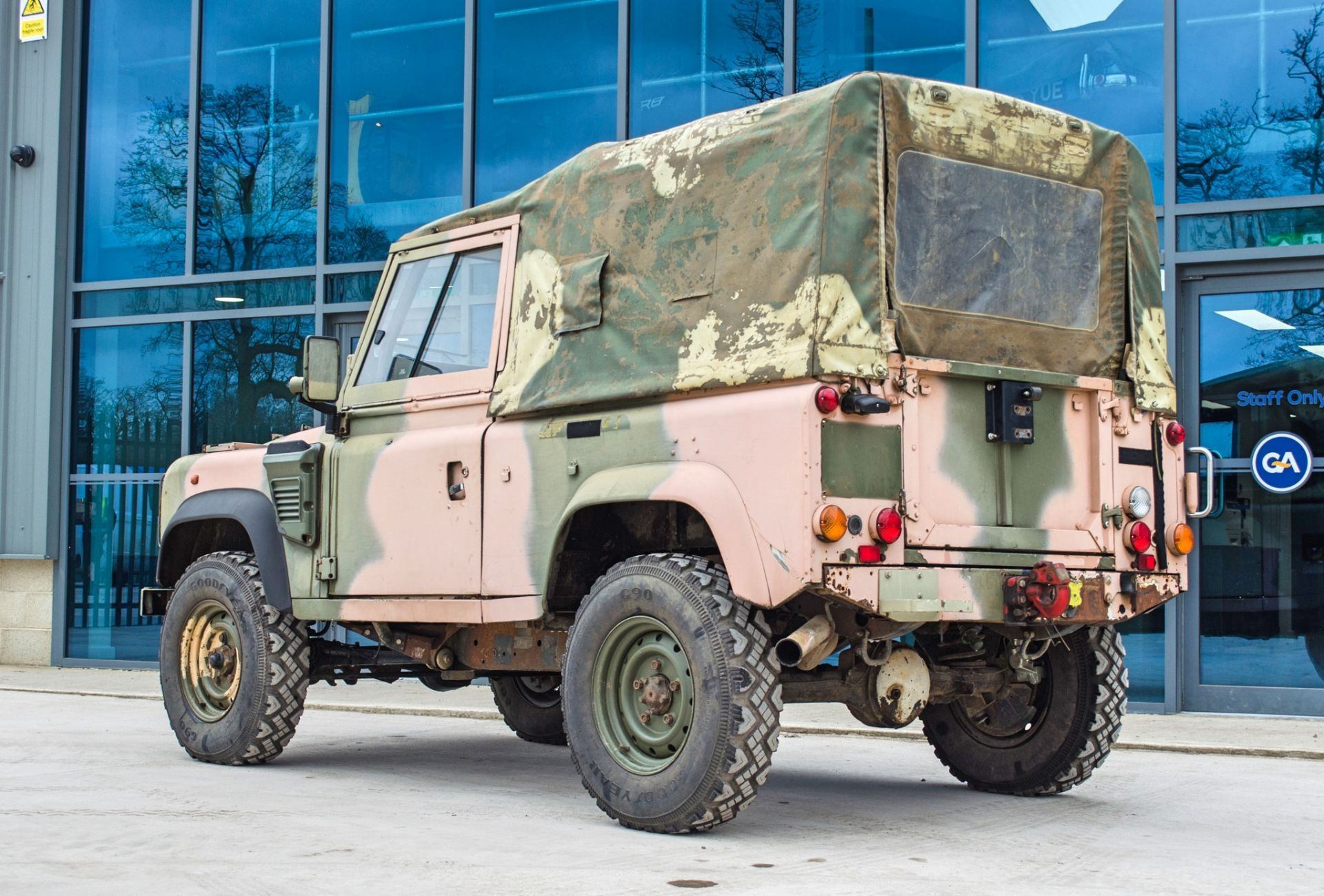 1997 Land Rover Defender 90 WOLF 2.5 litre 300TDI 4 wheel drive utility vehicle Ex MOD - Bild 7 aus 45