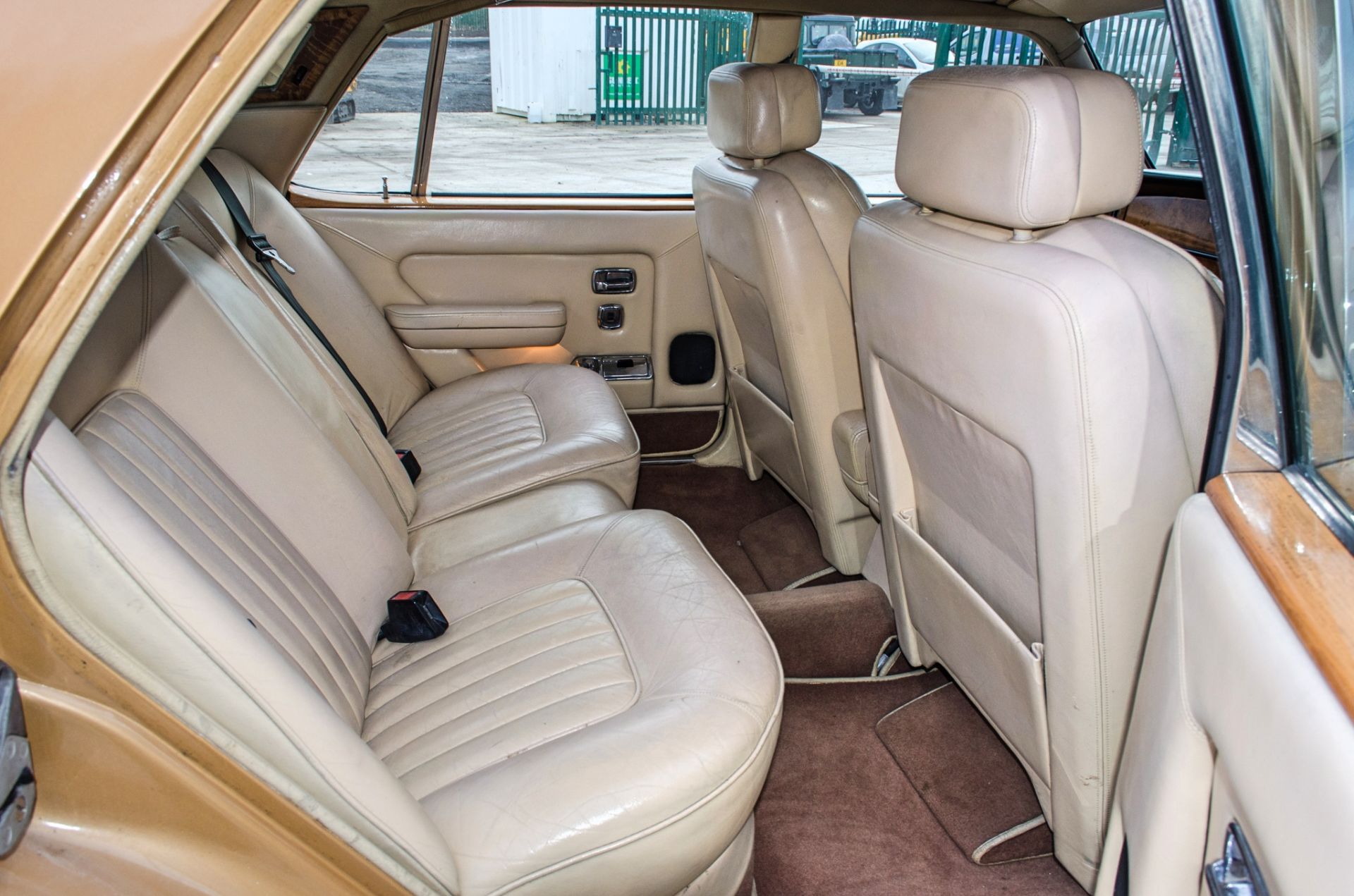 1981 Rolls Royce Silver Spirit 6750cc 4 door saloon - Image 40 of 56