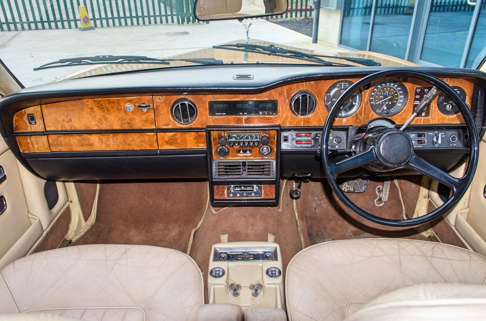 1981 Rolls Royce Silver Spirit 6750cc 4 door saloon - Image 41 of 56