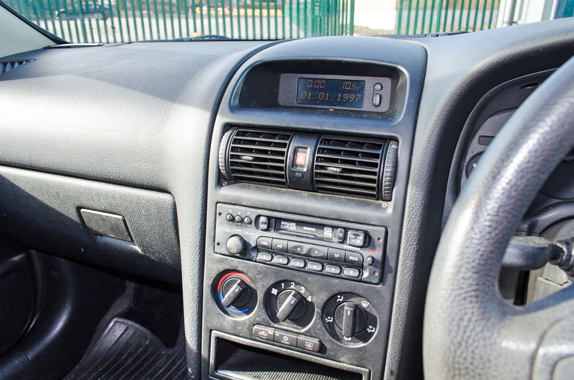 1999 Vauxhall Astra LS DI 16V 1995cc 5 door hatchback - Image 43 of 55