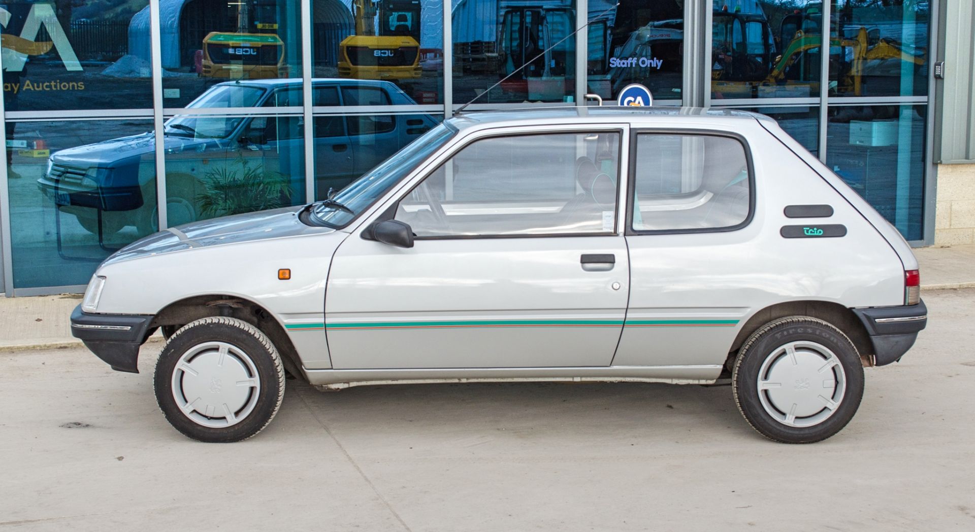 1991 Peugeot 205 954cc Trio 3 door hatchback - Image 16 of 55